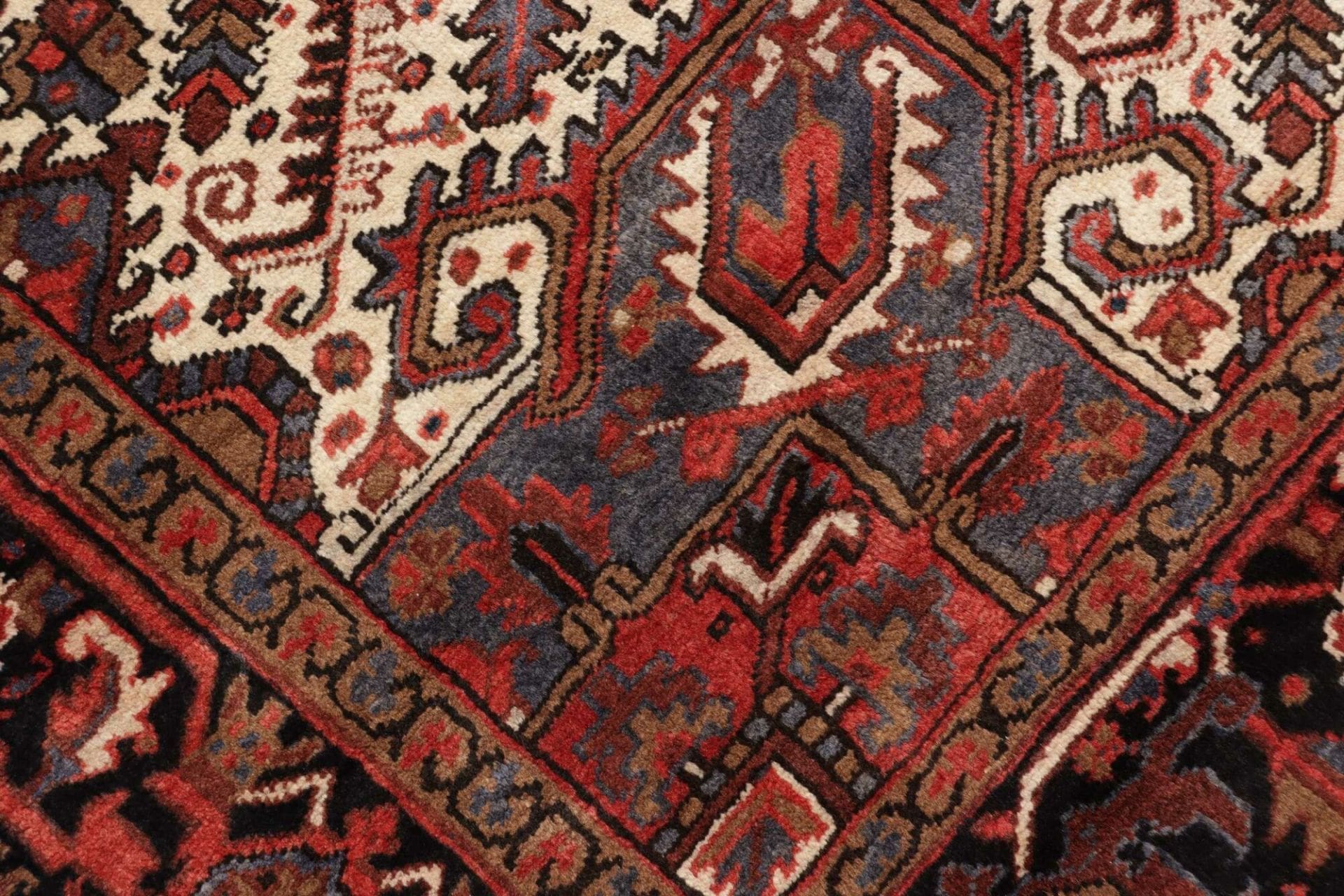 Heriz Perserteppich 265 × 327 cm aus Wolle, handgeknüpft