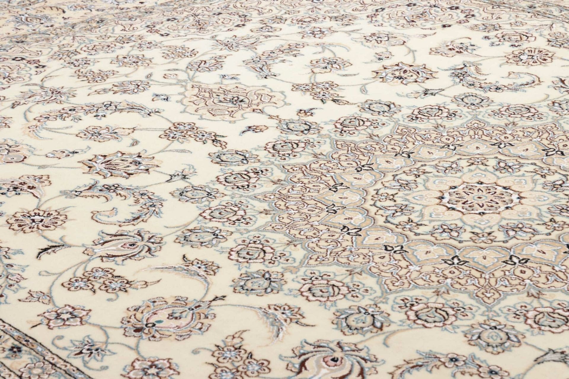 Nain Perserteppich 249 × 360 cm aus Wolle, handgeknüpft