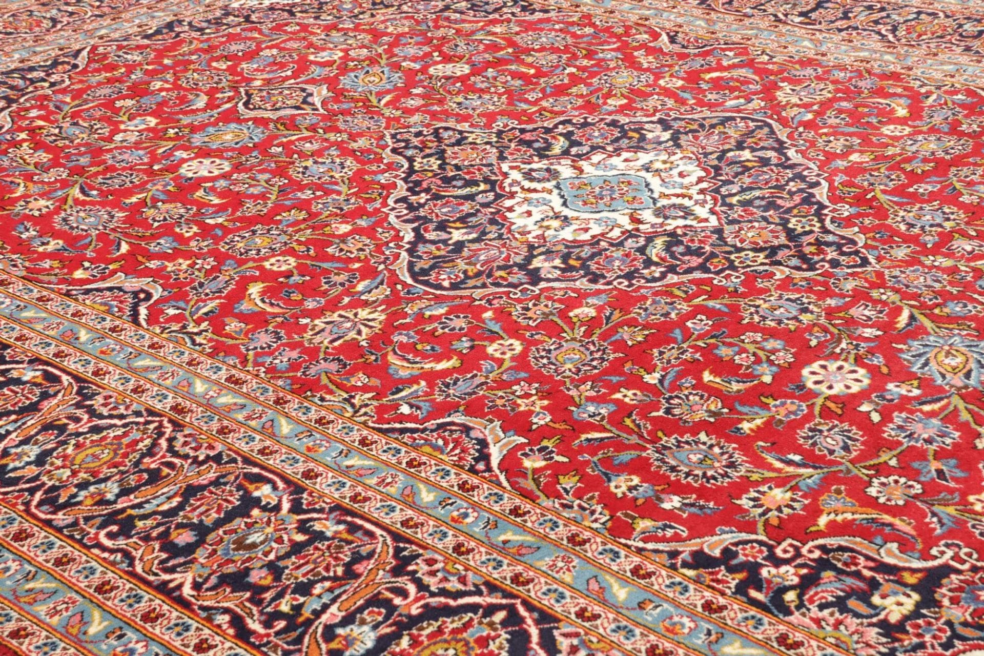 Kashan Perserteppich aus Iran, 253 × 356 cm