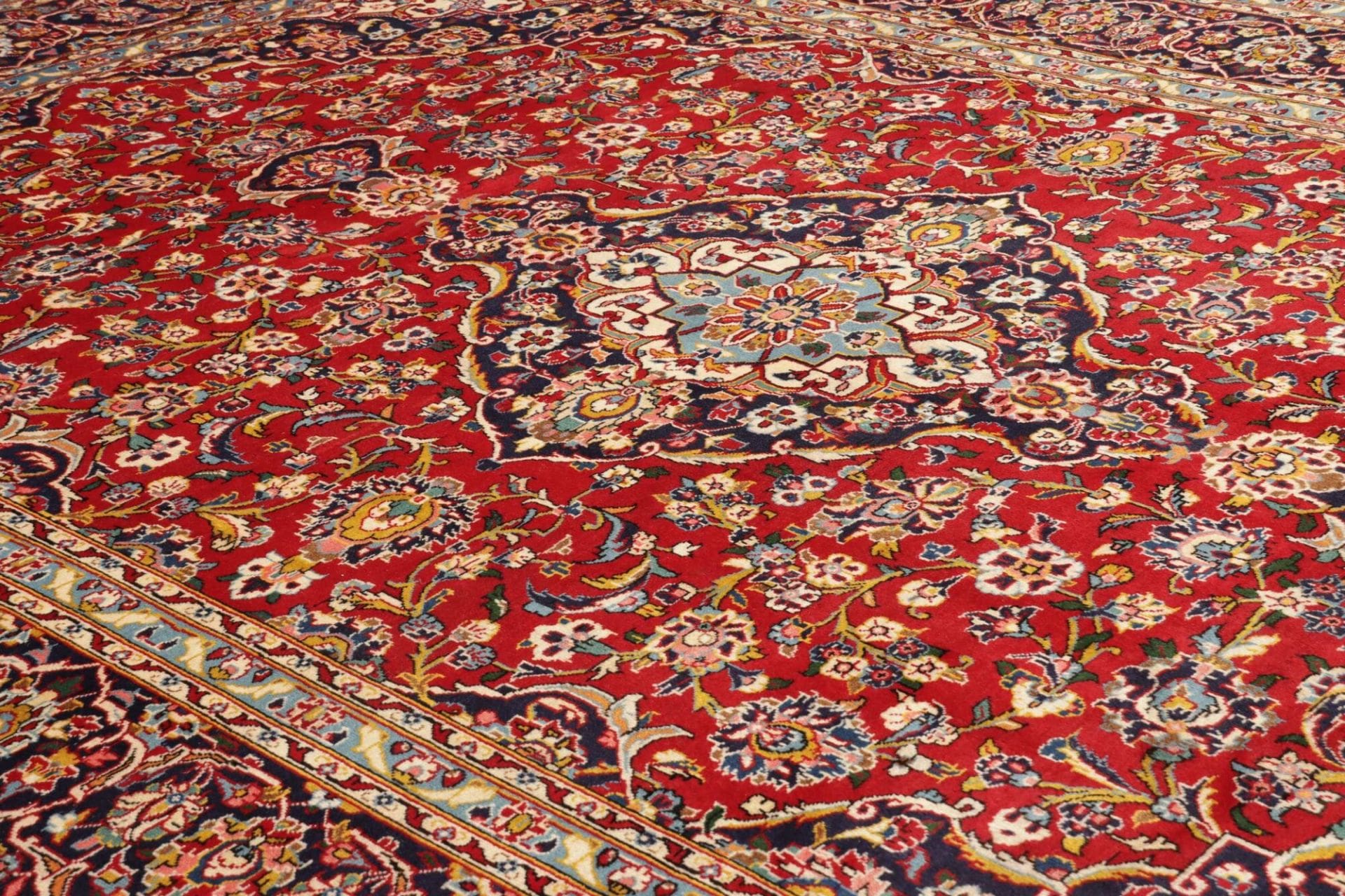 Kashan Perserteppich 253 × 357 cm aus Wolle, handgeknüpft