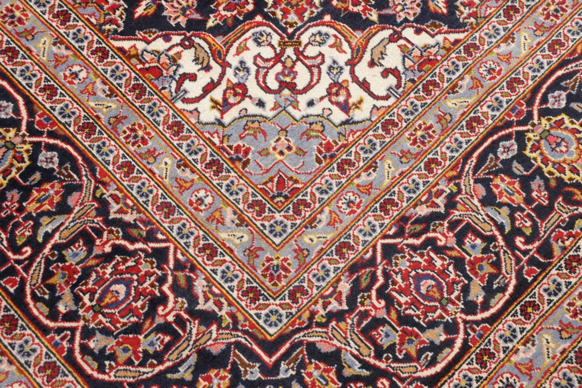 Handgeknüpfter Kashan Perserteppich 245 × 348 cm