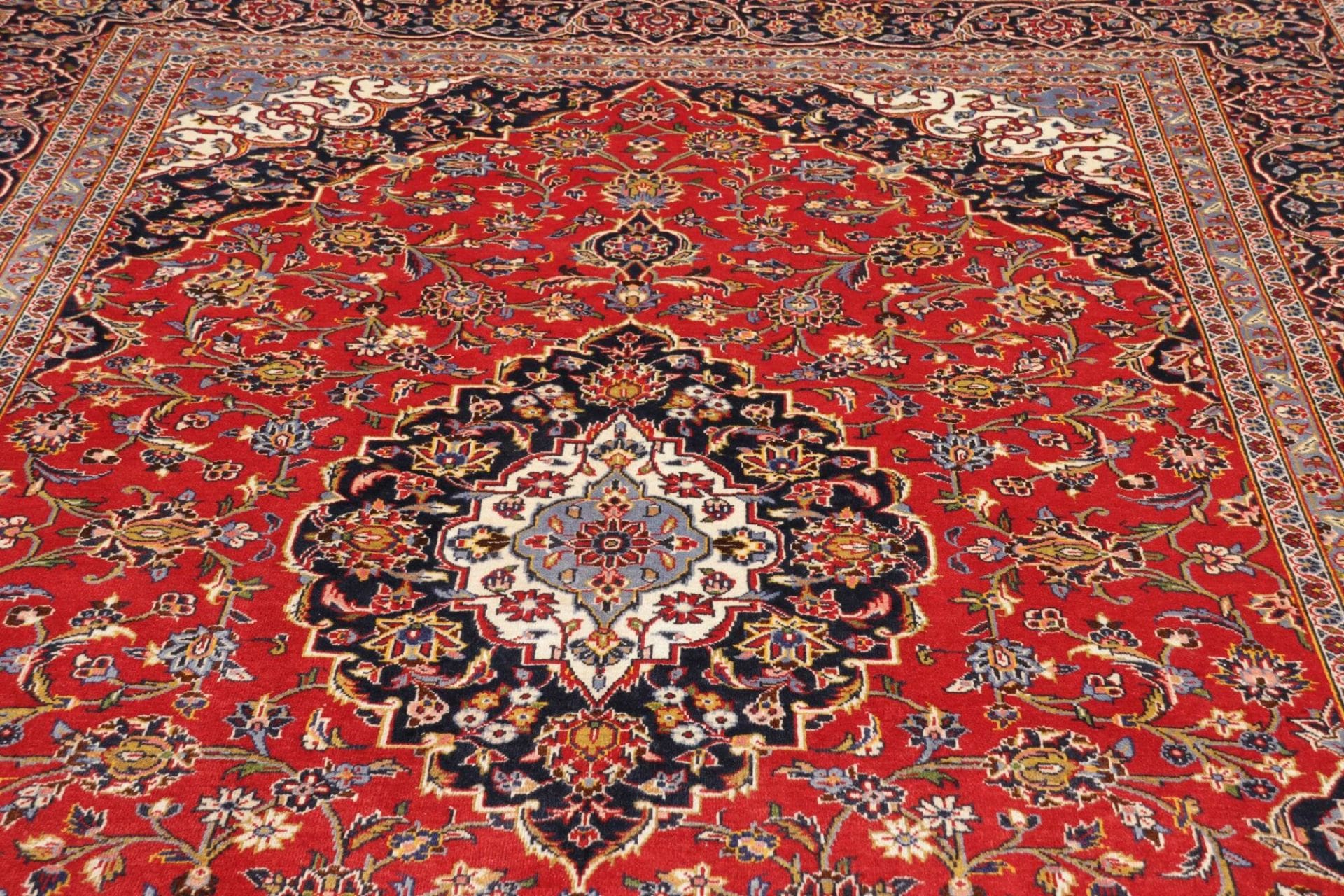 Handgeknüpfter Kashan Perserteppich 245 × 348 cm