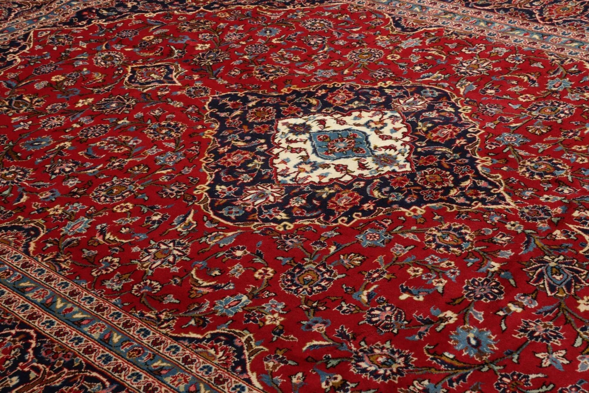 Handgeknüpfter Kashan Perserteppich, 250 × 355 cm, Wolle