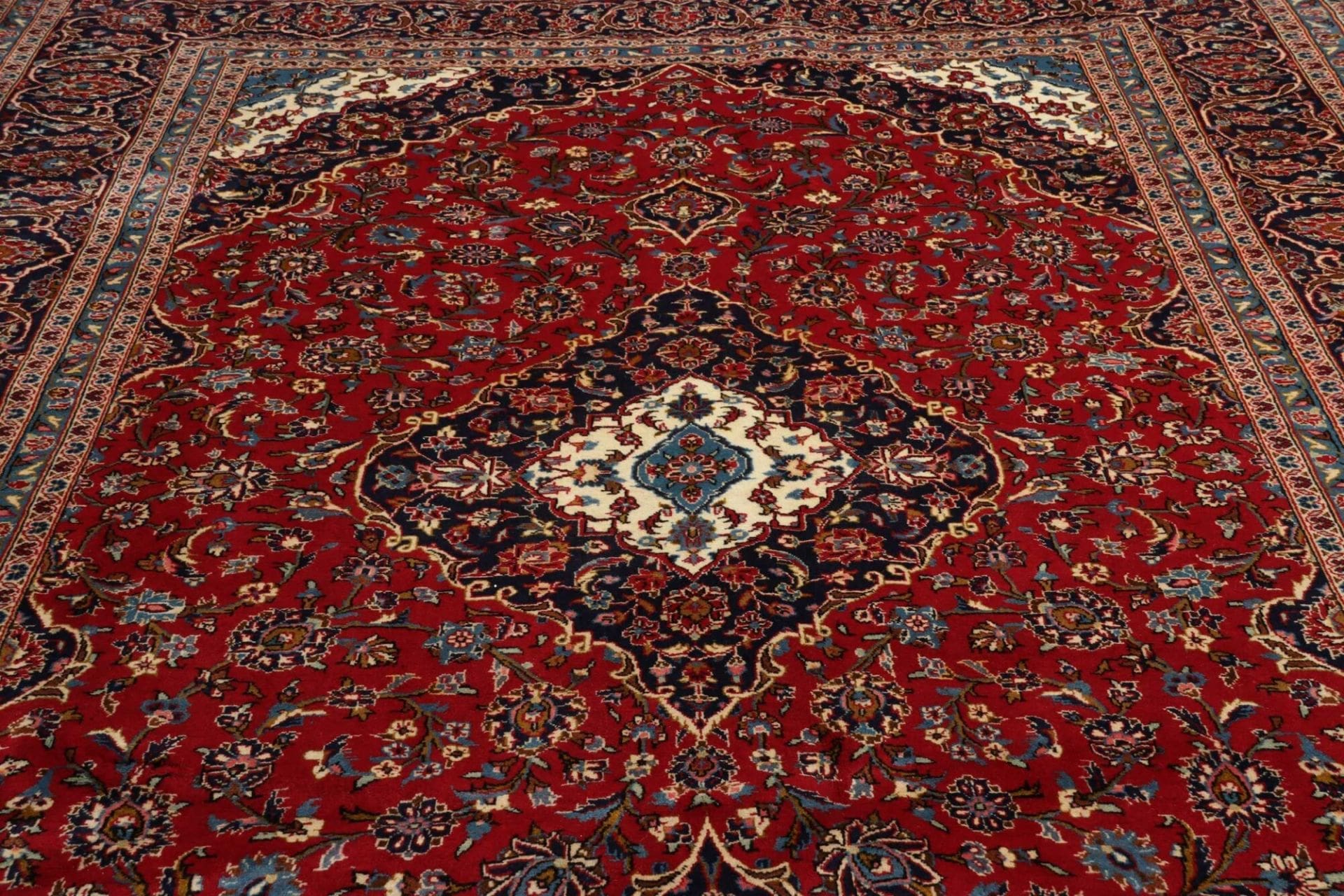 Handgeknüpfter Kashan Perserteppich, 250 × 355 cm, Wolle