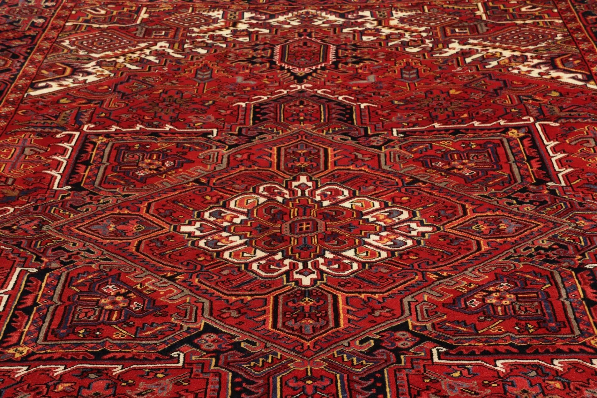 Handgeknüpfter Heriz Perserteppich, 253 × 347 cm, Wolle