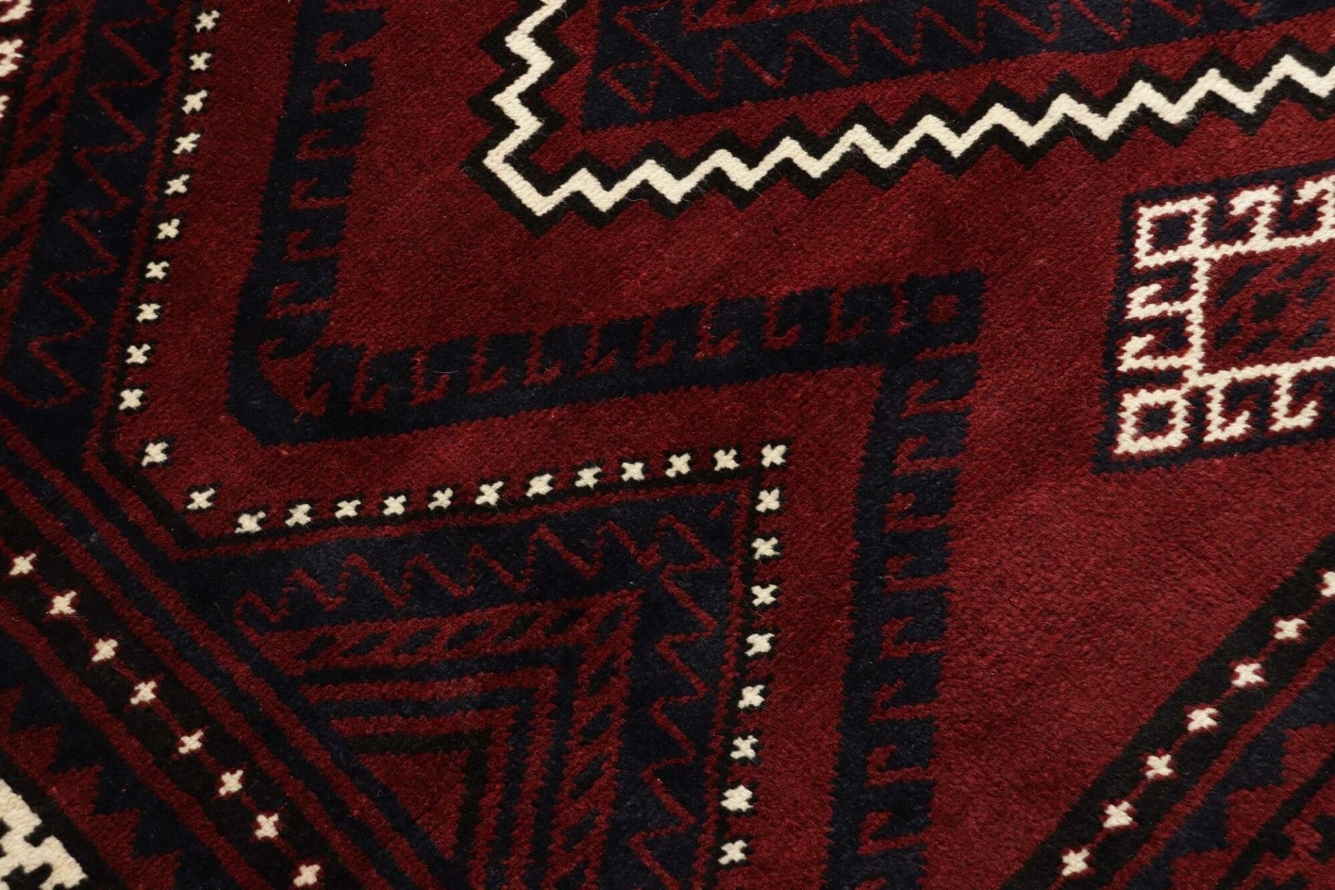 Loribaft Perserteppich aus Iran, 227 × 328 cm