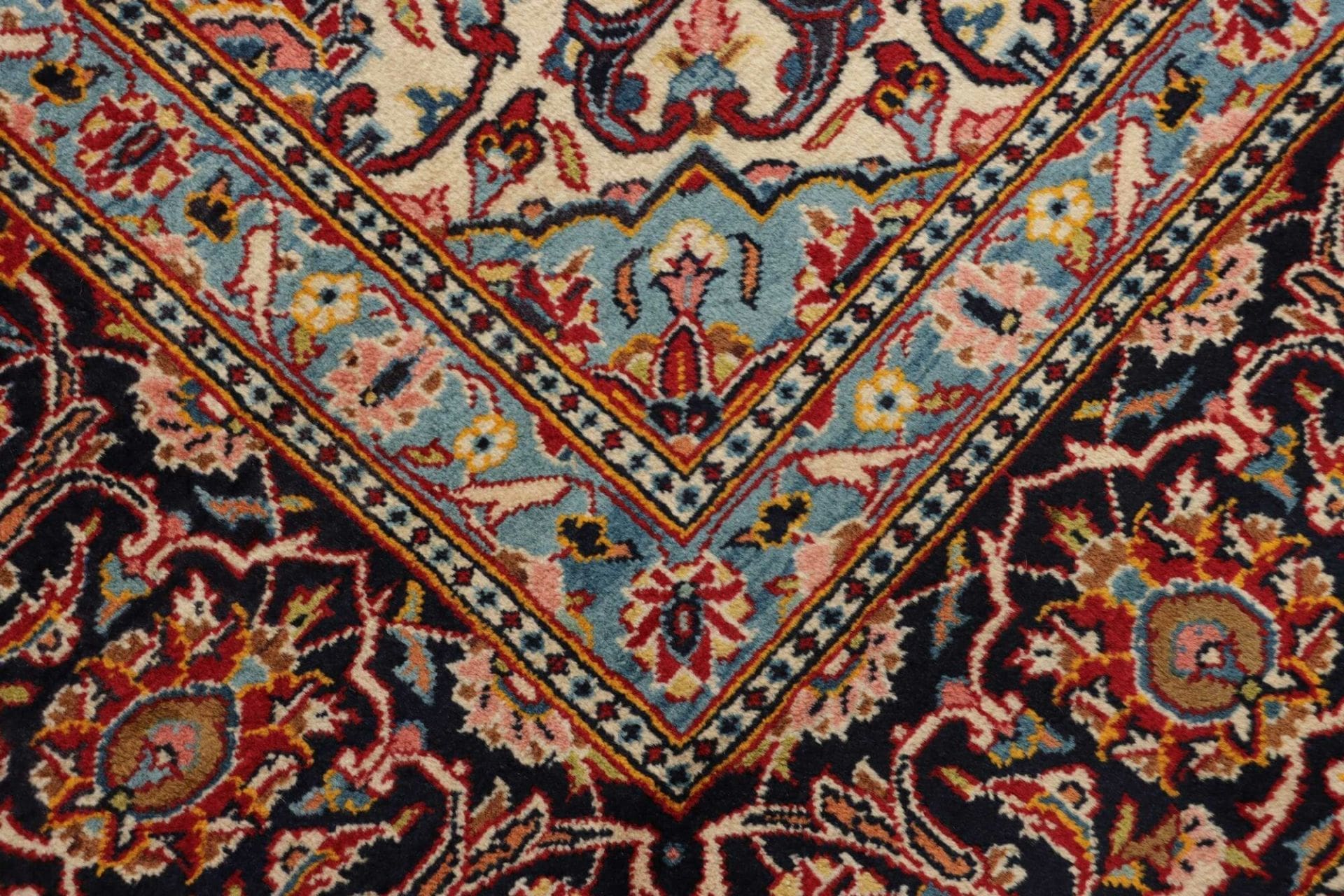 Handgeknüpfter Kashan Perserteppich 230 × 334 cm
