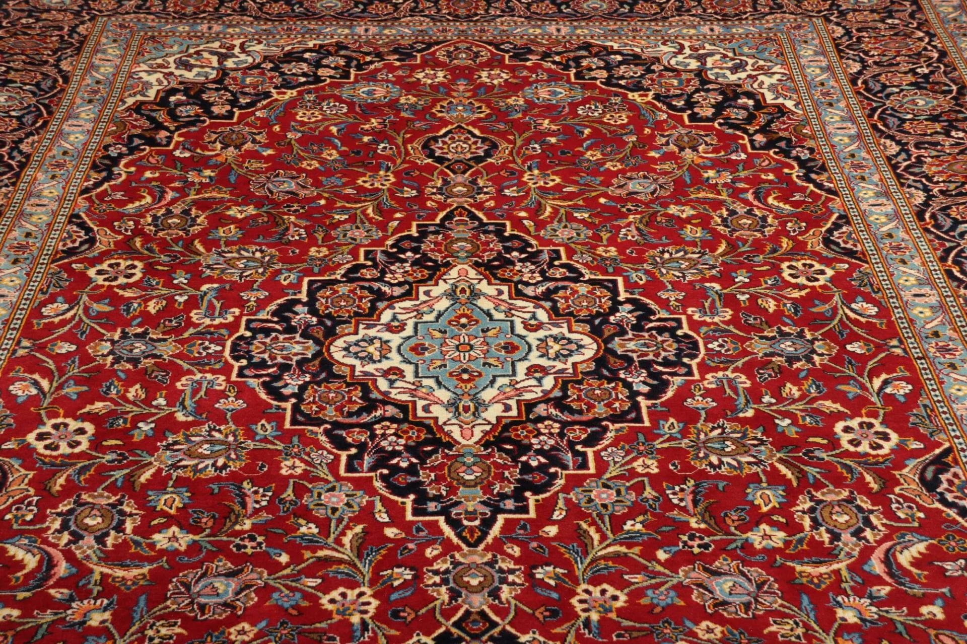 Handgeknüpfter Kashan Perserteppich 230 × 334 cm