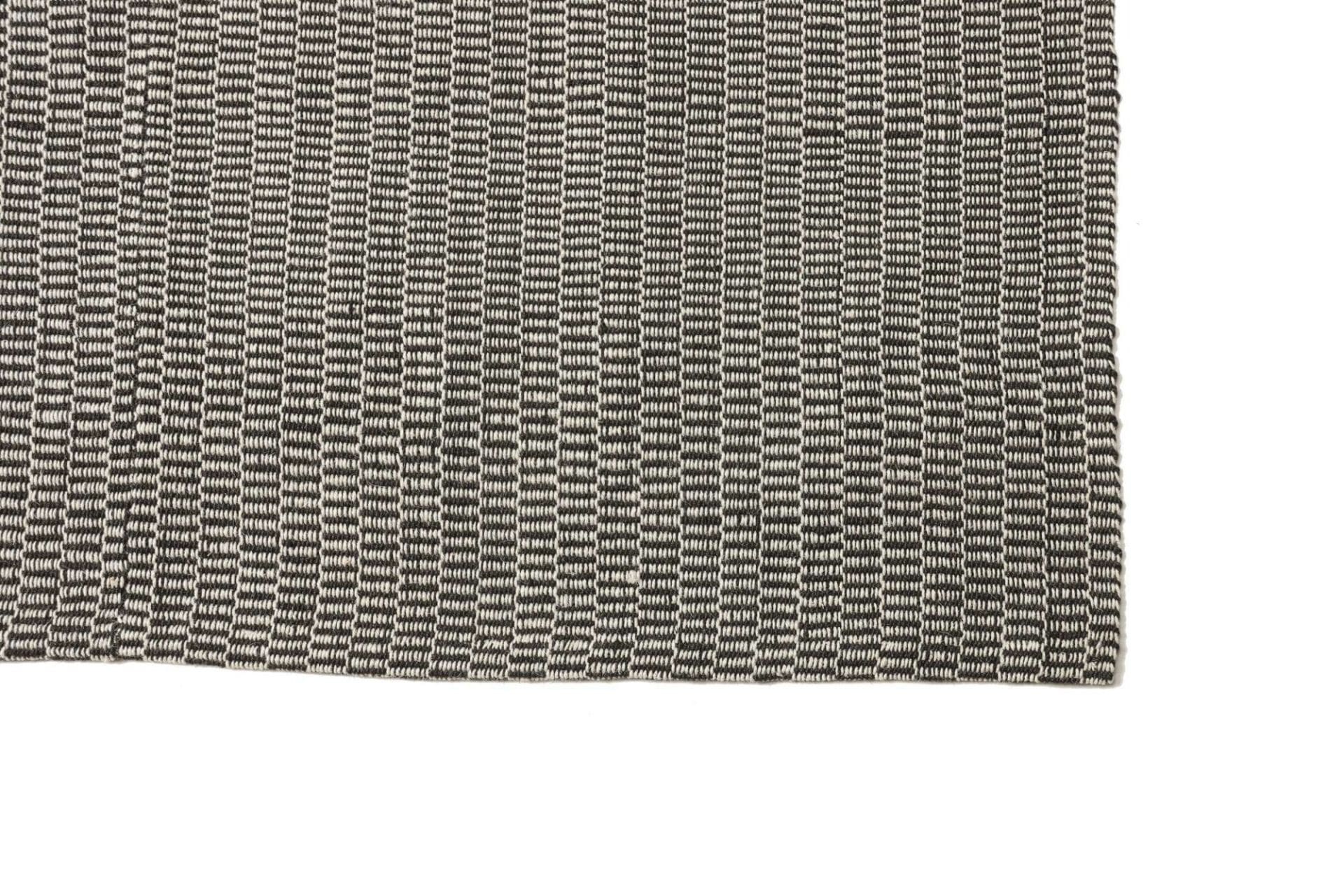 Kelim Perserteppich aus Iran, 261 × 345 cm