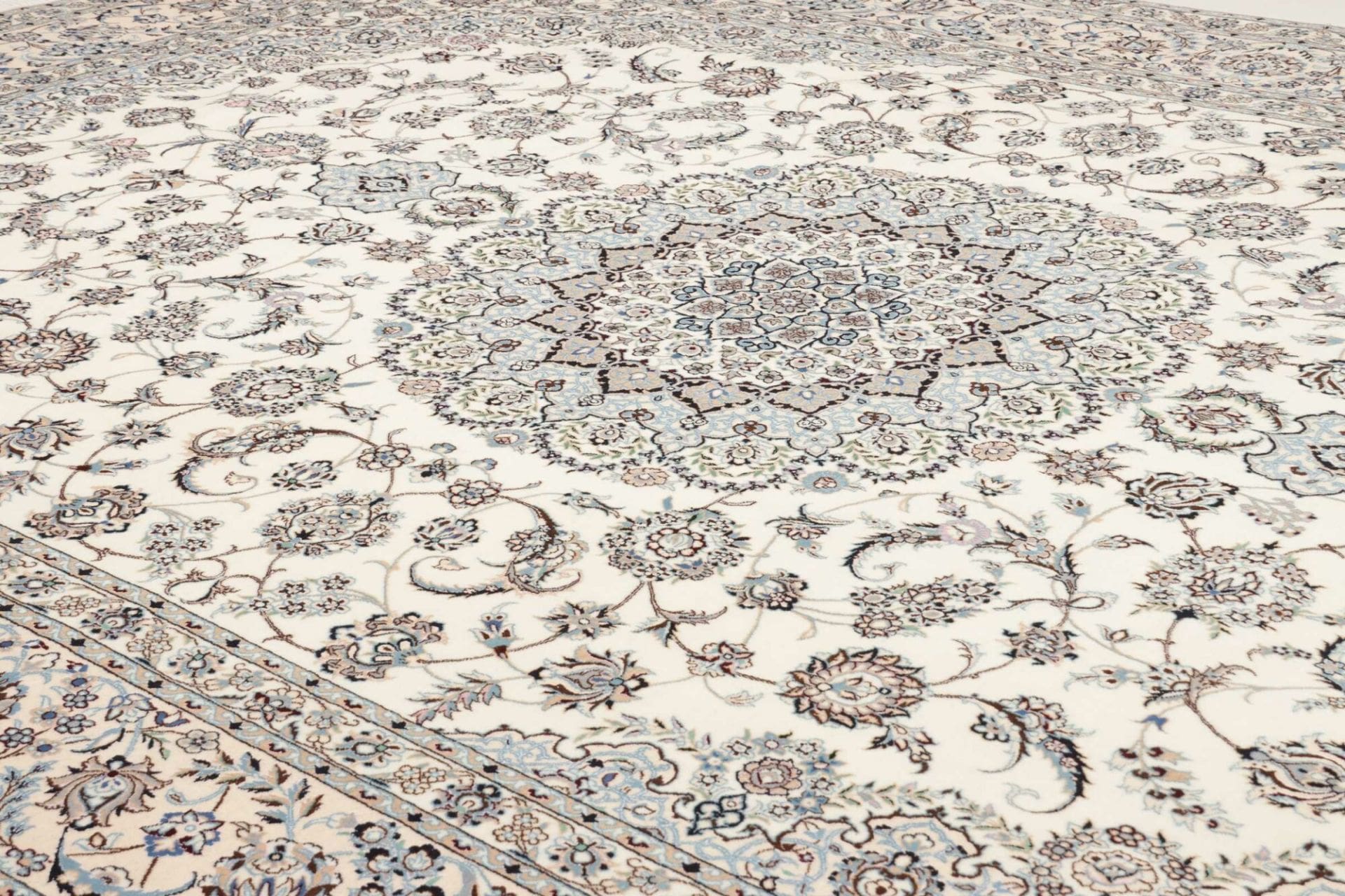 Handgeknüpfter Nain Perserteppich, 255 × 356 cm, Wolle