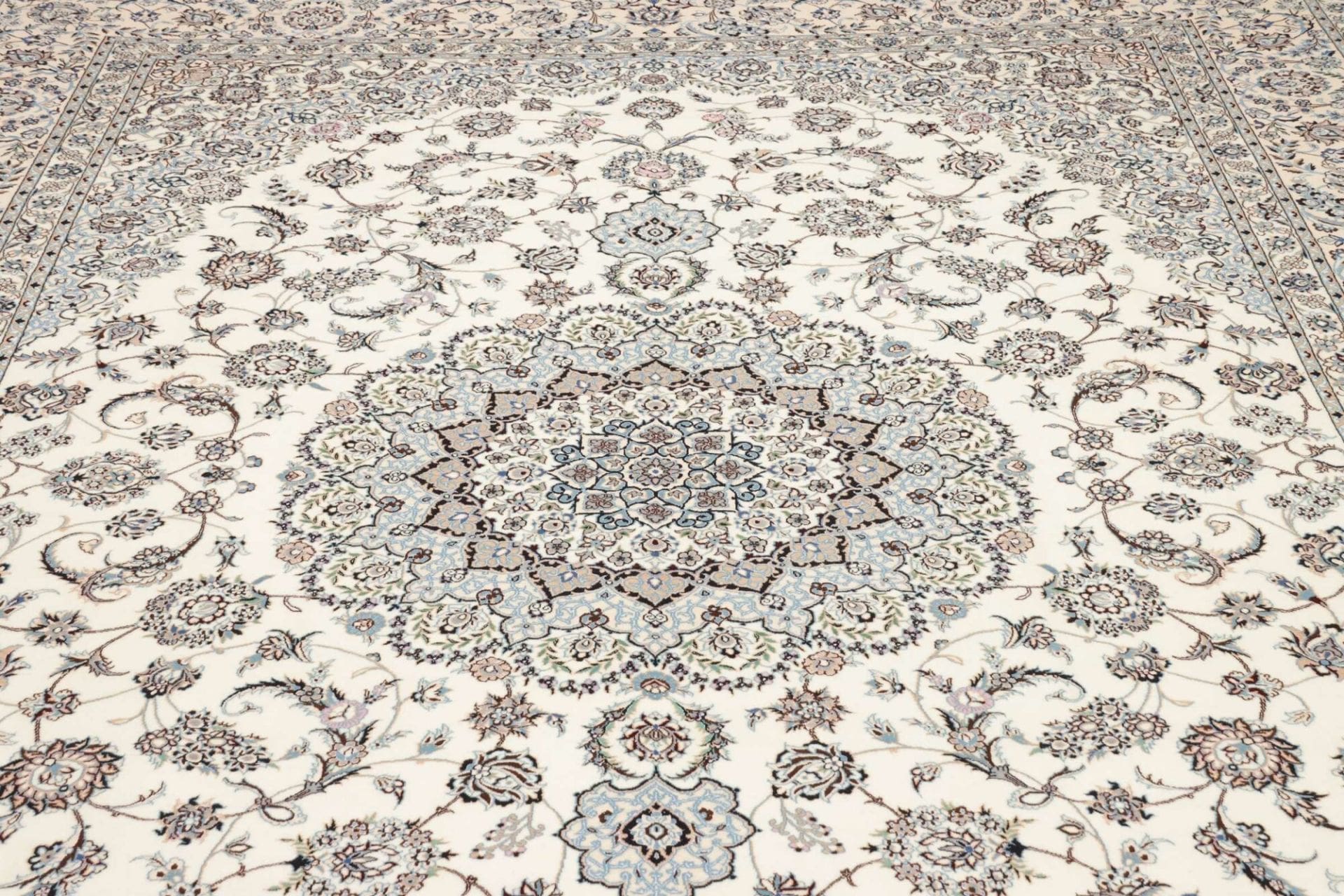 Handgeknüpfter Nain Perserteppich, 255 × 356 cm, Wolle