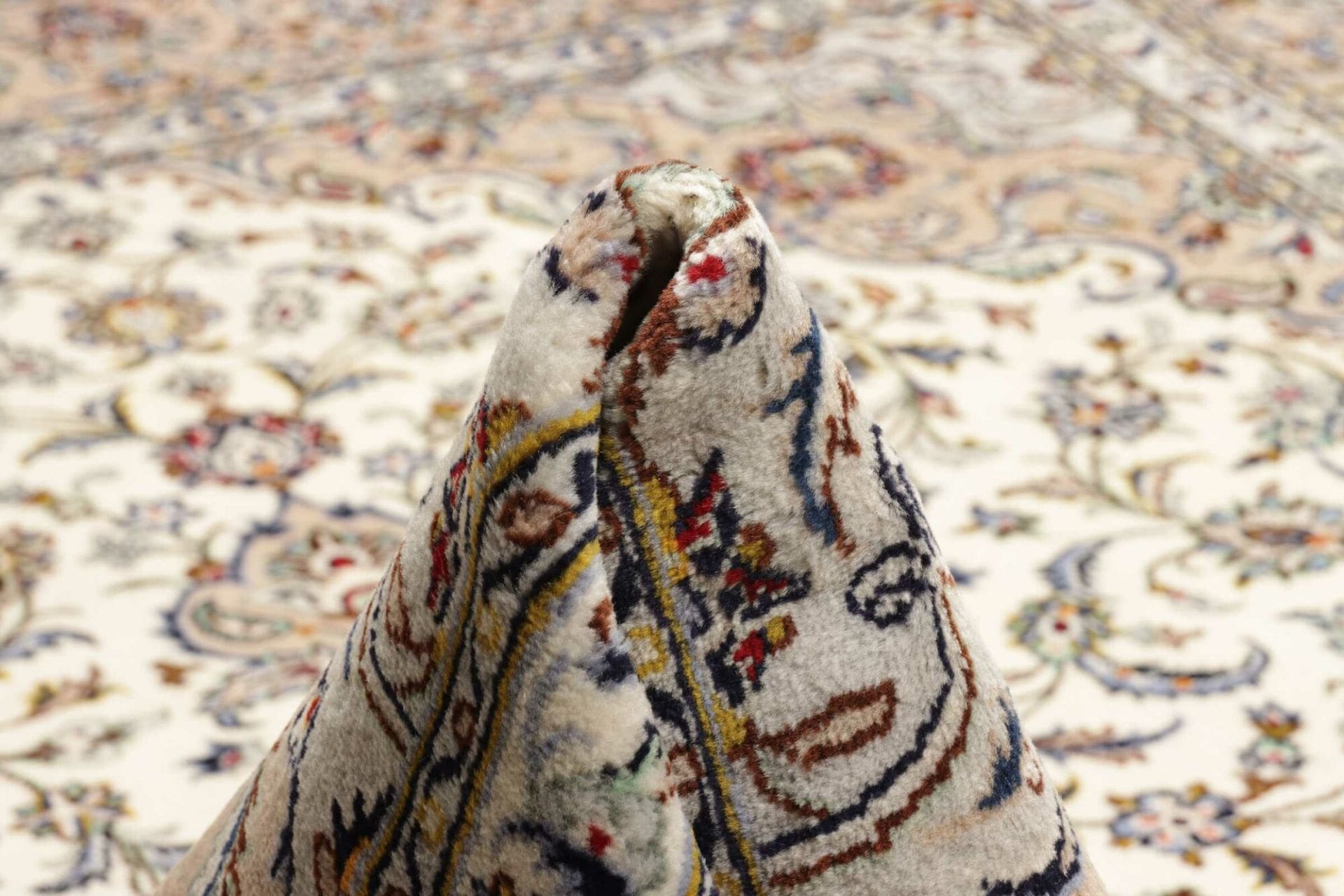 Kashan Perserteppich 246 × 350 cm aus Wolle, handgeknüpft