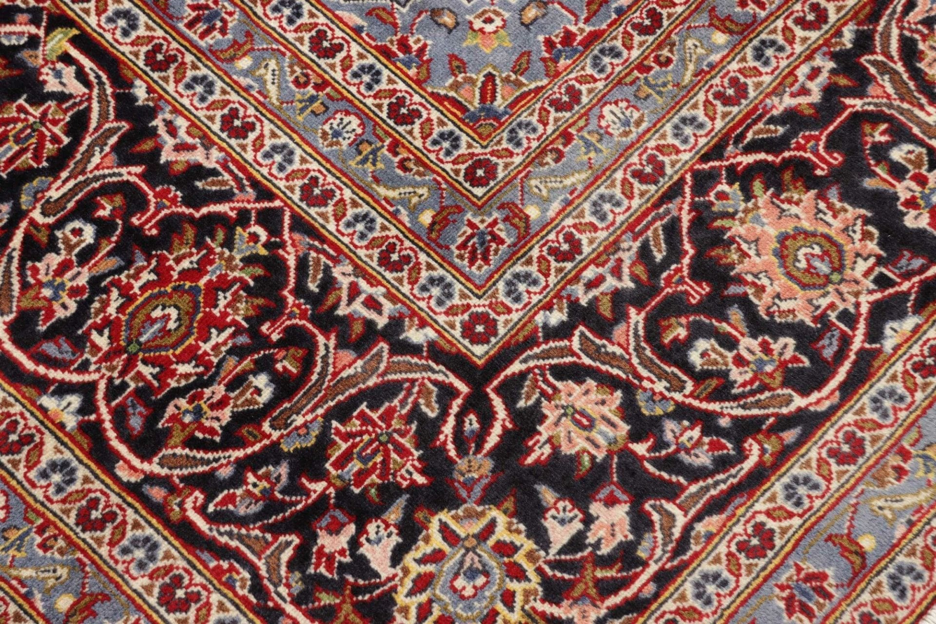 Kashan Perserteppich 253 × 347 cm aus Wolle, handgeknüpft