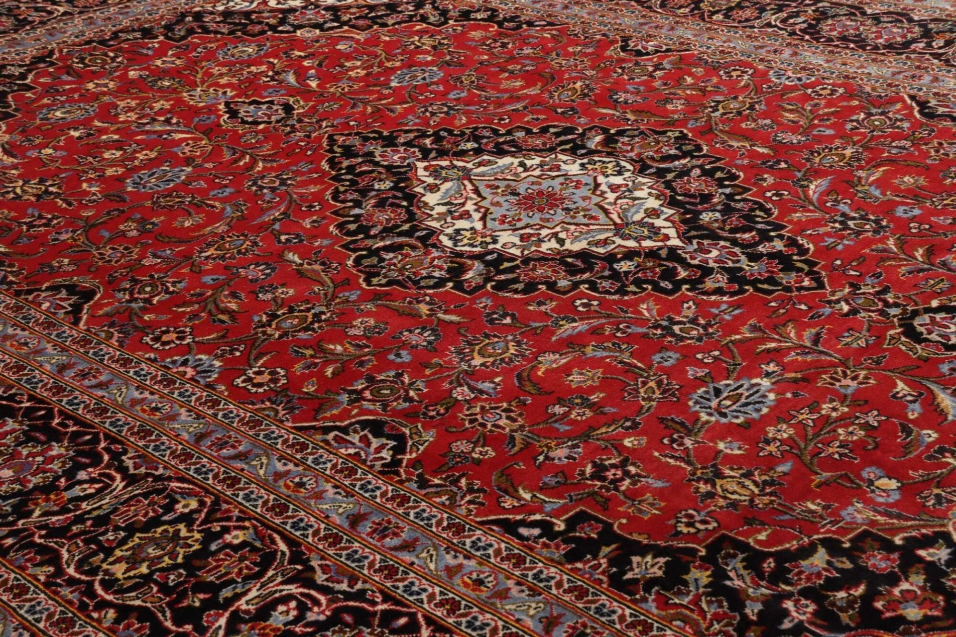 Handgeknüpfter Kashan Perserteppich 256 × 366 cm