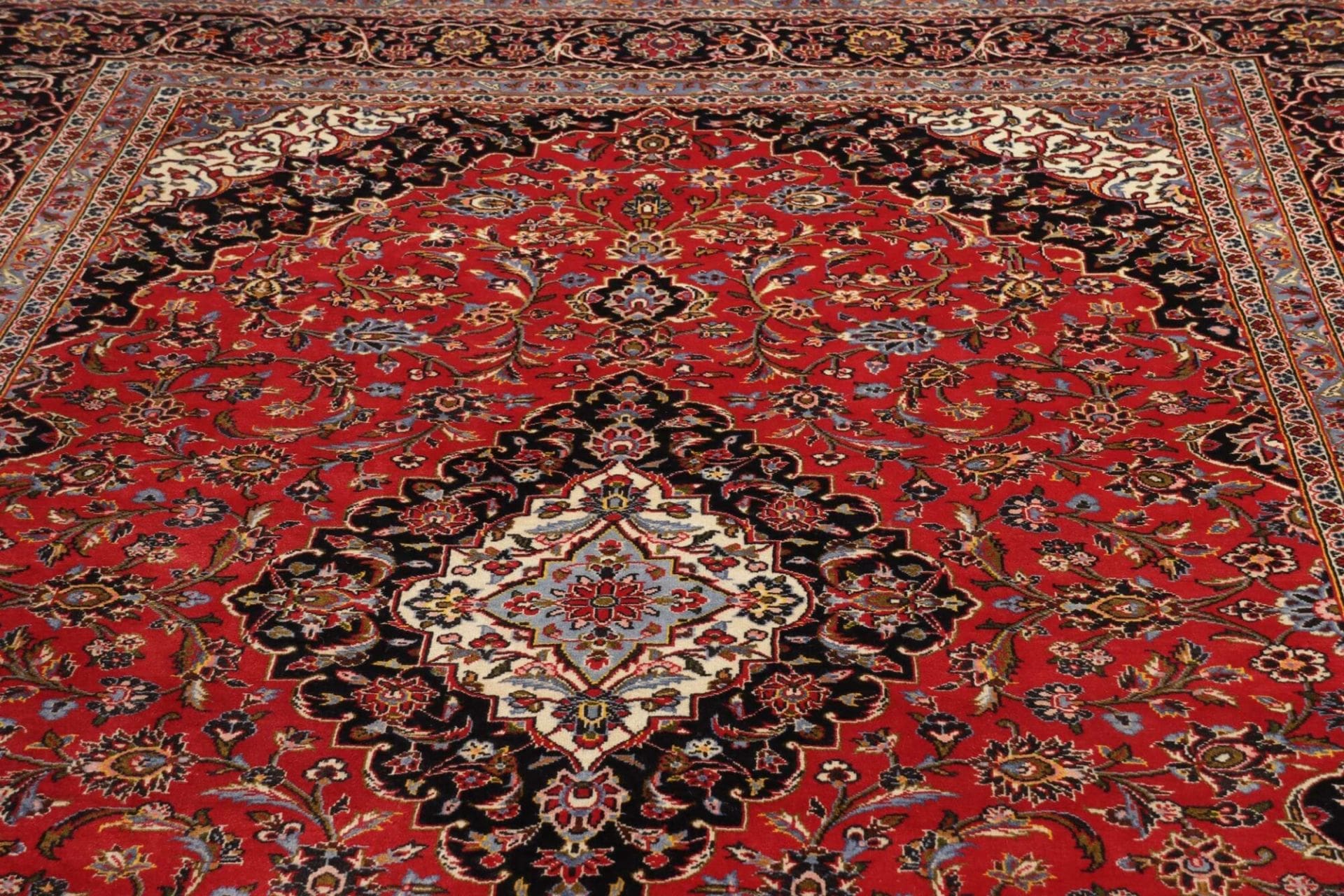 Handgeknüpfter Kashan Perserteppich 256 × 366 cm