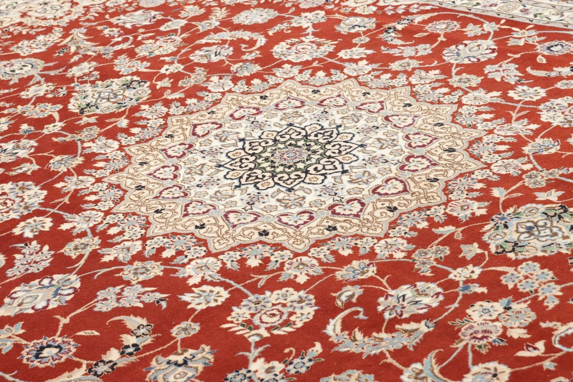Handgeknüpfter Nain Perserteppich, 258 × 335 cm, Wolle
