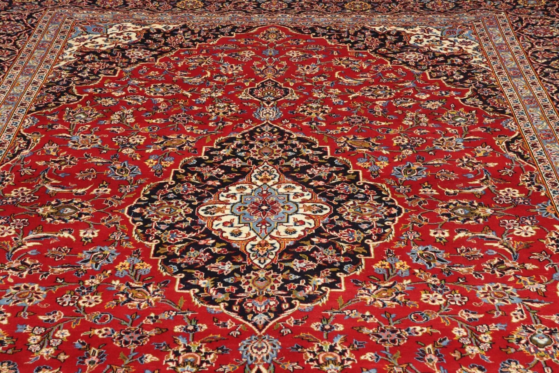 Handgeknüpfter Kashan Perserteppich, 251 × 350 cm, Wolle
