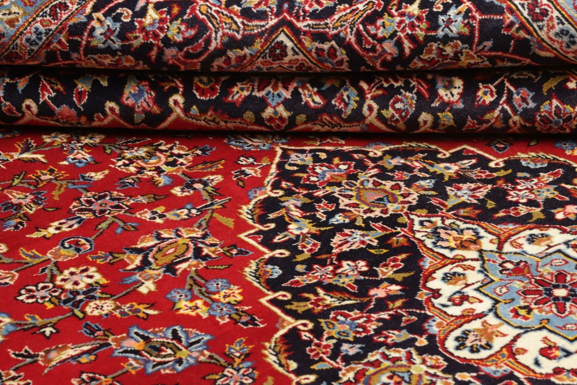 Handgeknüpfter Kashan Perserteppich, 251 × 350 cm, Wolle