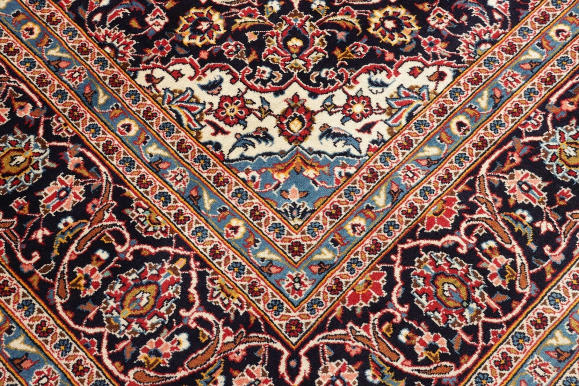 Handgeknüpfter Kashan Perserteppich, 253 × 368 cm, Wolle