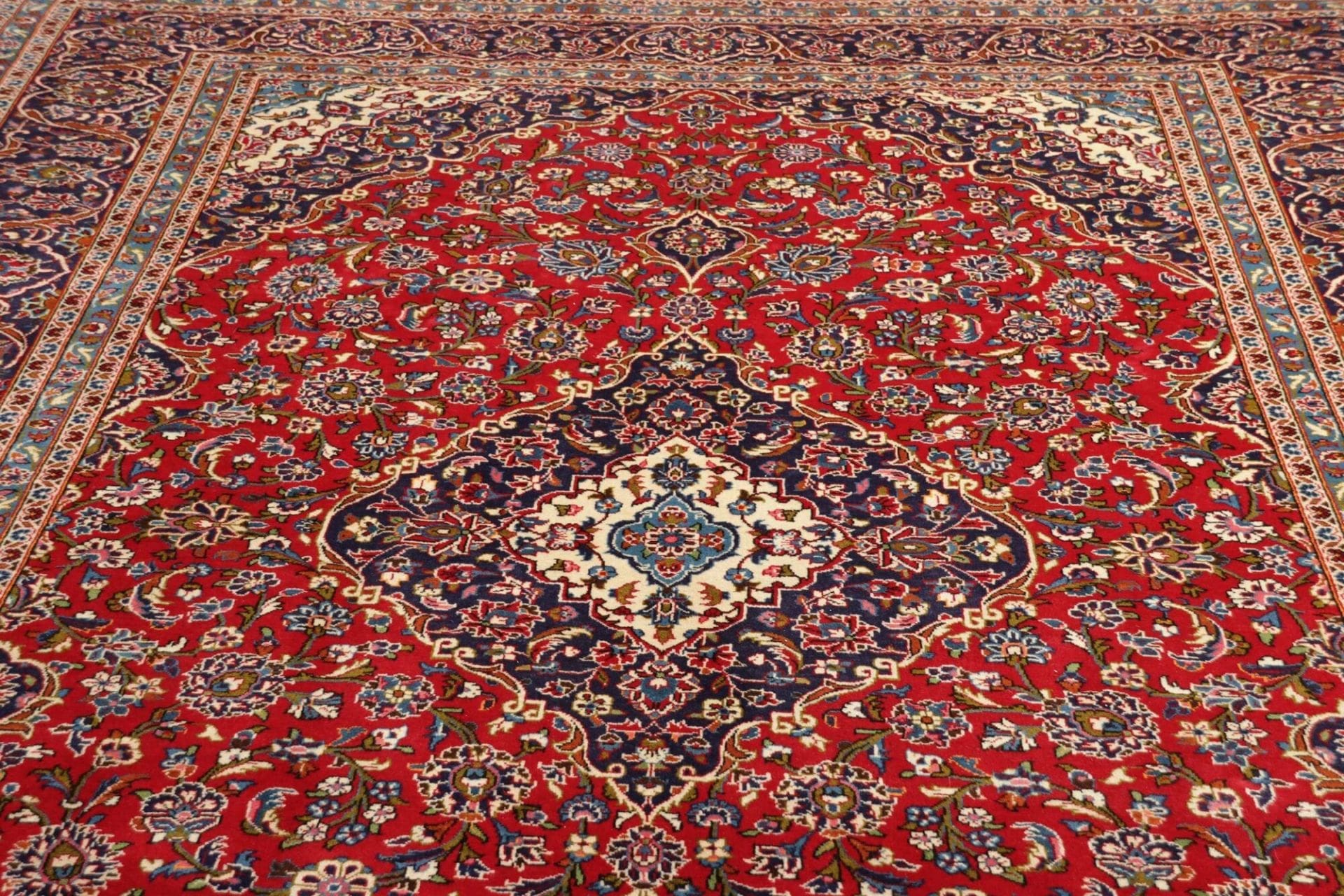 Handgeknüpfter Kashan Perserteppich, 250 × 360 cm, Wolle
