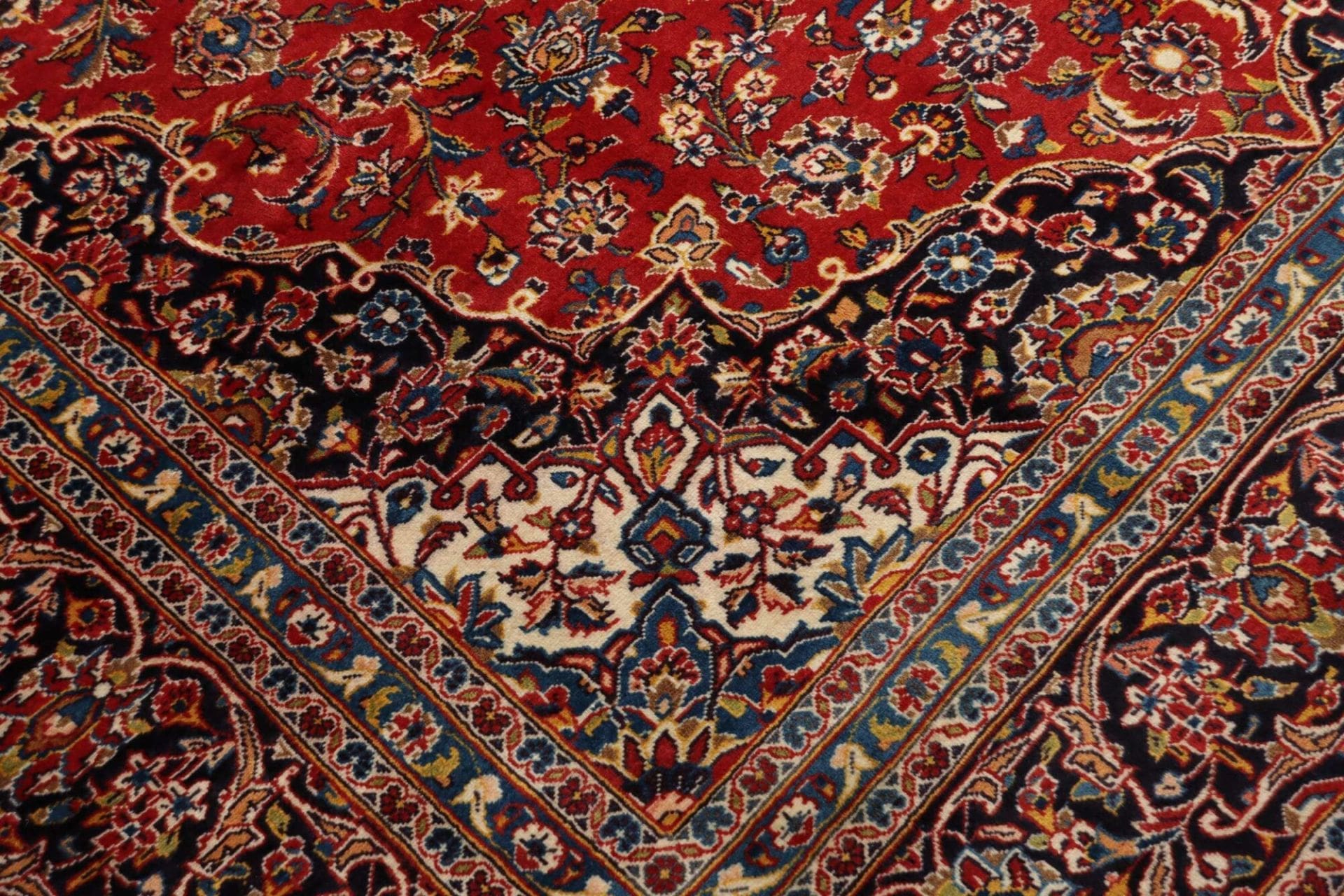 Kashan Perserteppich aus Iran, 251 × 350 cm