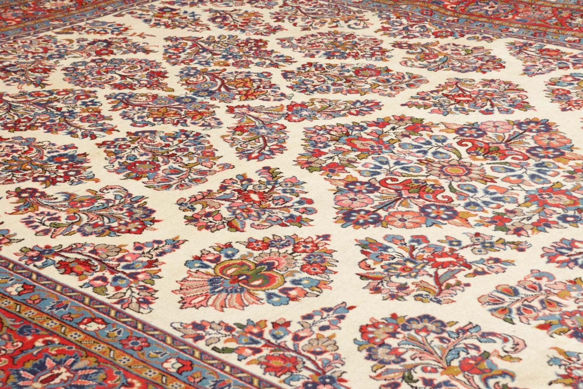 Sarough Farahan Perserteppich 246 × 350 cm aus Wolle, handgeknüpft