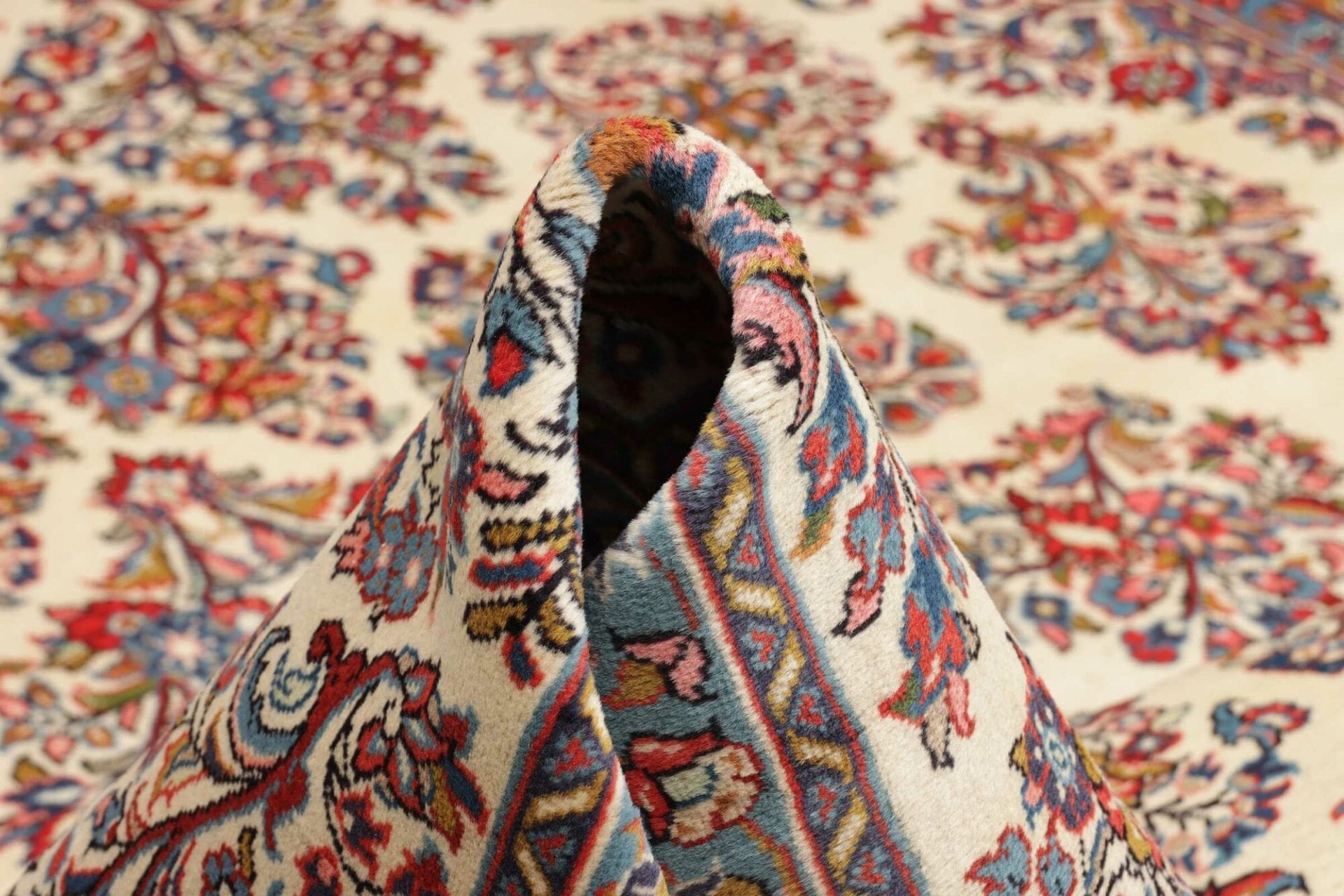 Sarough Farahan Perserteppich 246 × 350 cm aus Wolle, handgeknüpft