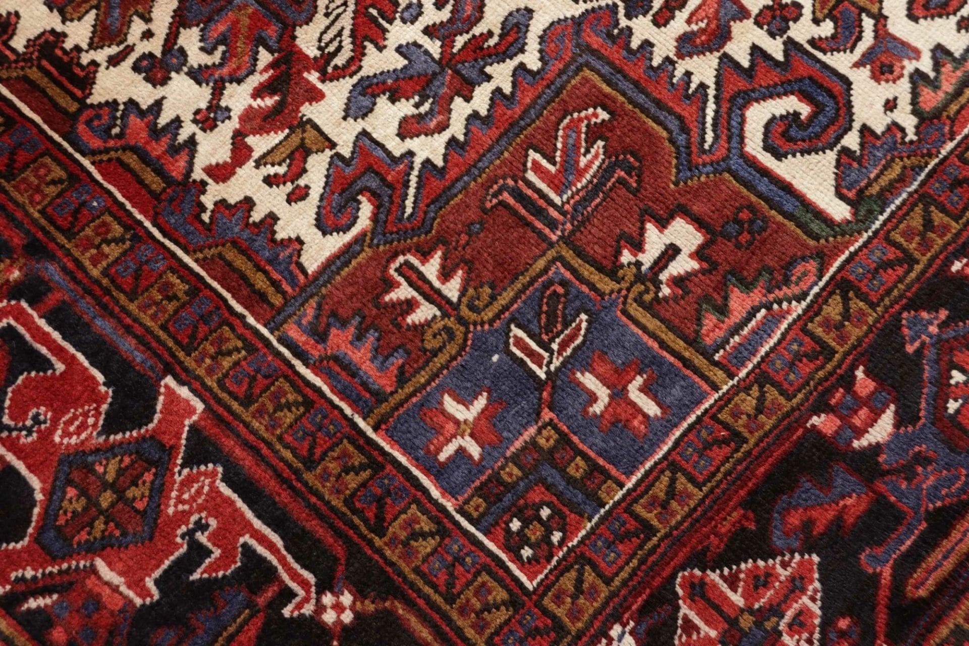 Handgeknüpfter Heriz Perserteppich 240 × 332 cm