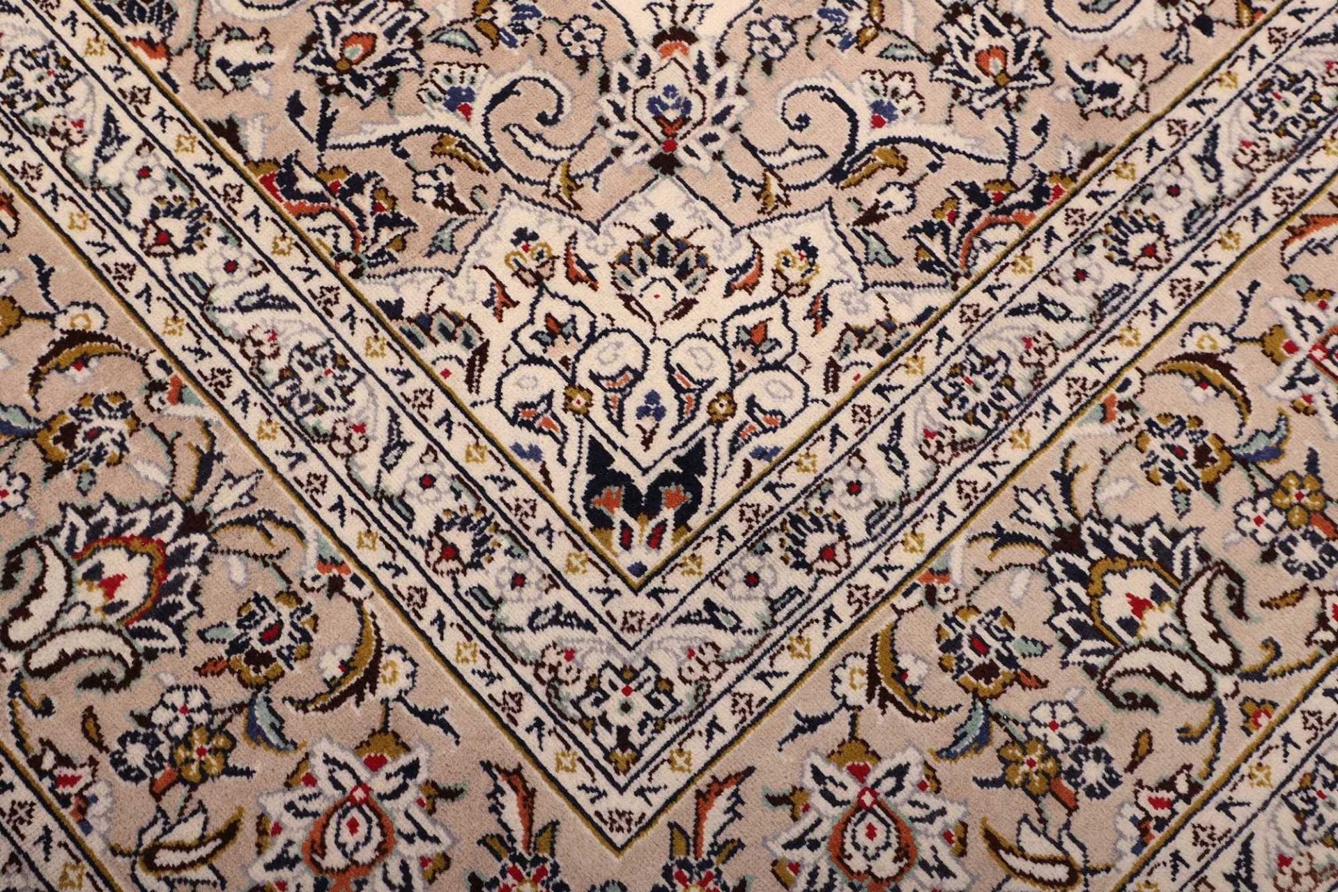 Kashan Perserteppich 248 × 350 cm aus Wolle, handgeknüpft