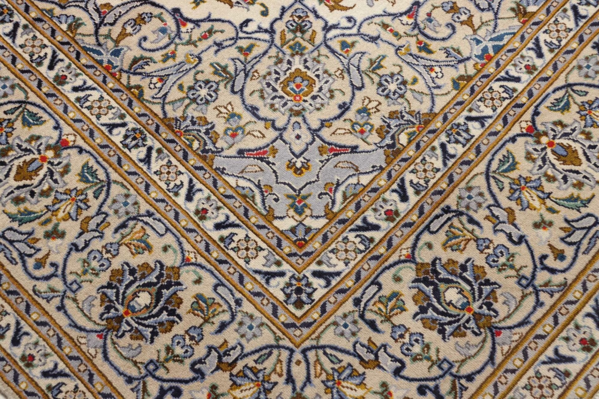 Handgeknüpfter Kashan Perserteppich 247 × 362 cm