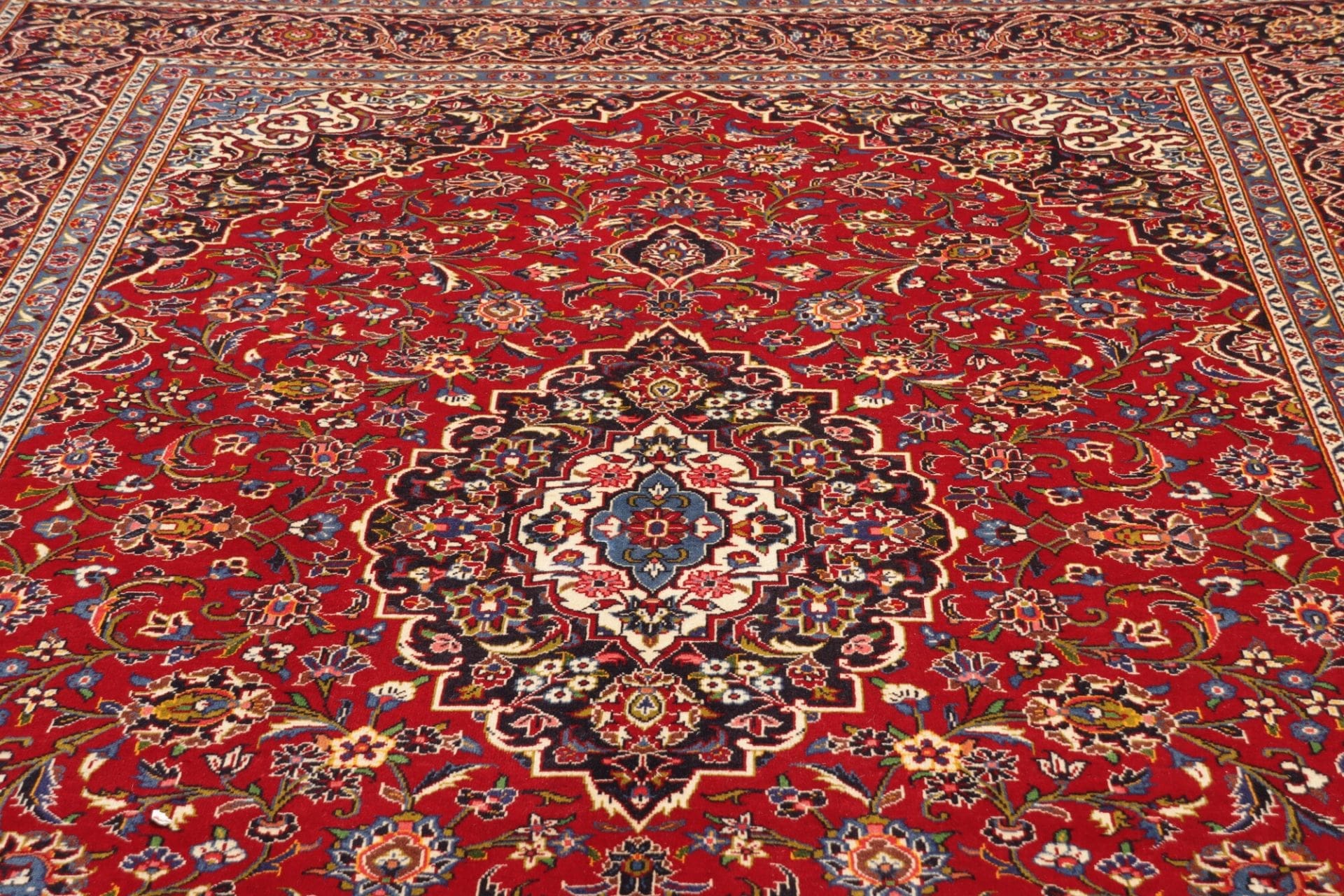 kashan-teppich-243-x-330cm-schurwolle-handgeknupft-perserteppich-7 Kashan Perserteppich 243 × 330 cm aus Wolle, handgeknüpft