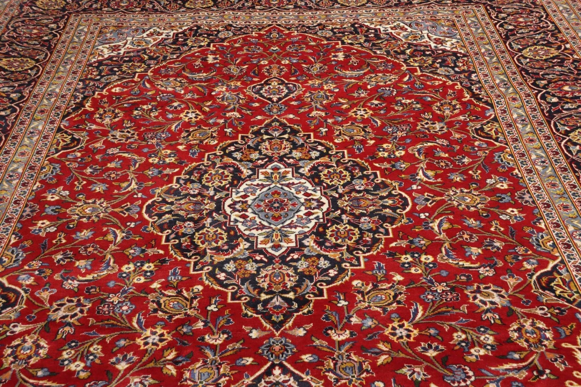 Handgeknüpfter Kashan Perserteppich 255 × 354 cm