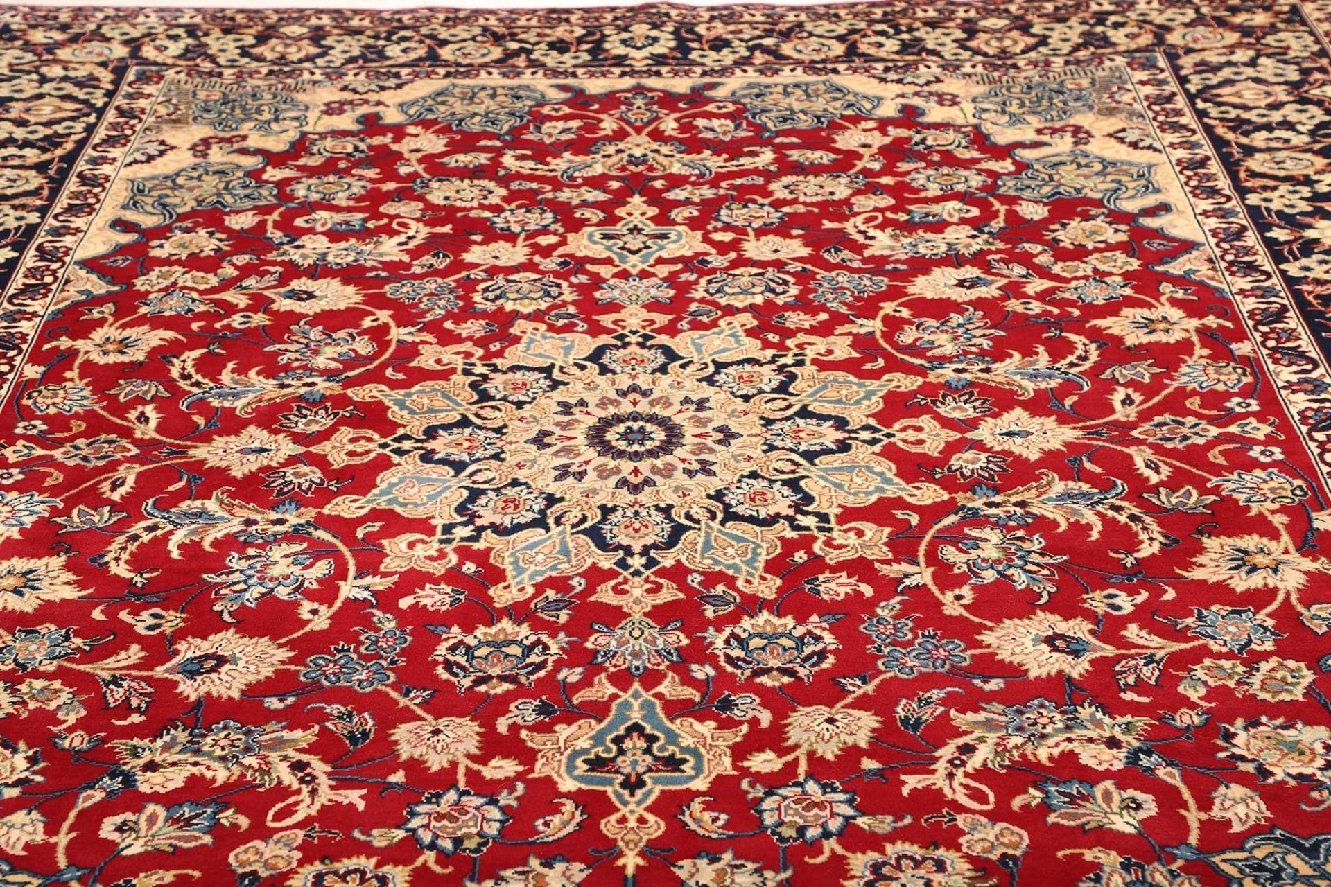 Handgeknüpfter Perserteppich, 271 × 370 cm, Wolle