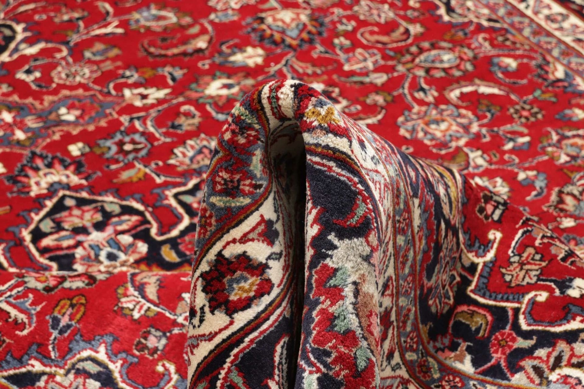 Mashhad Perserteppich 247 × 340 cm aus Wolle, handgeknüpft