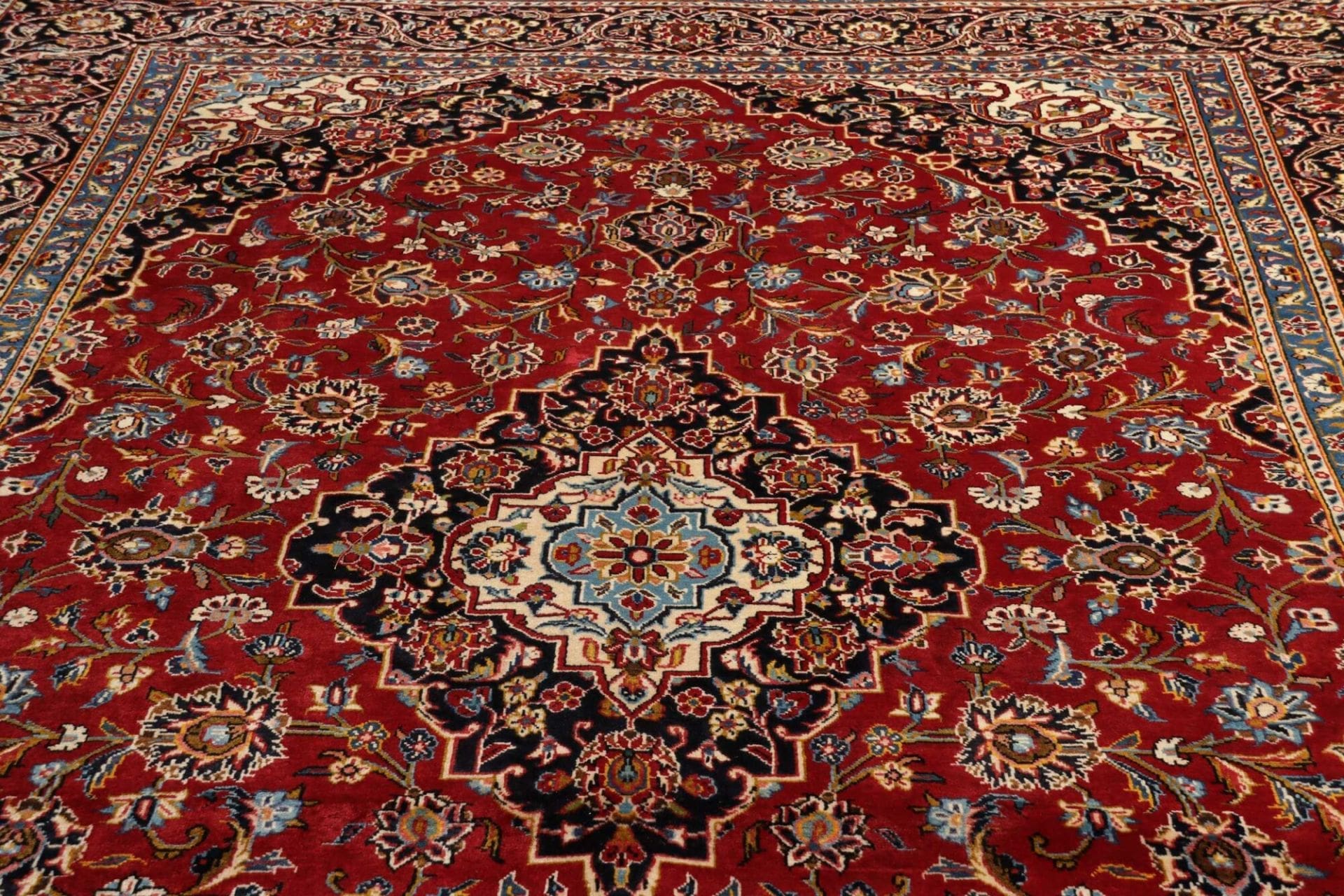 Handgeknüpfter Kashan Perserteppich, 250 × 343 cm, Wolle