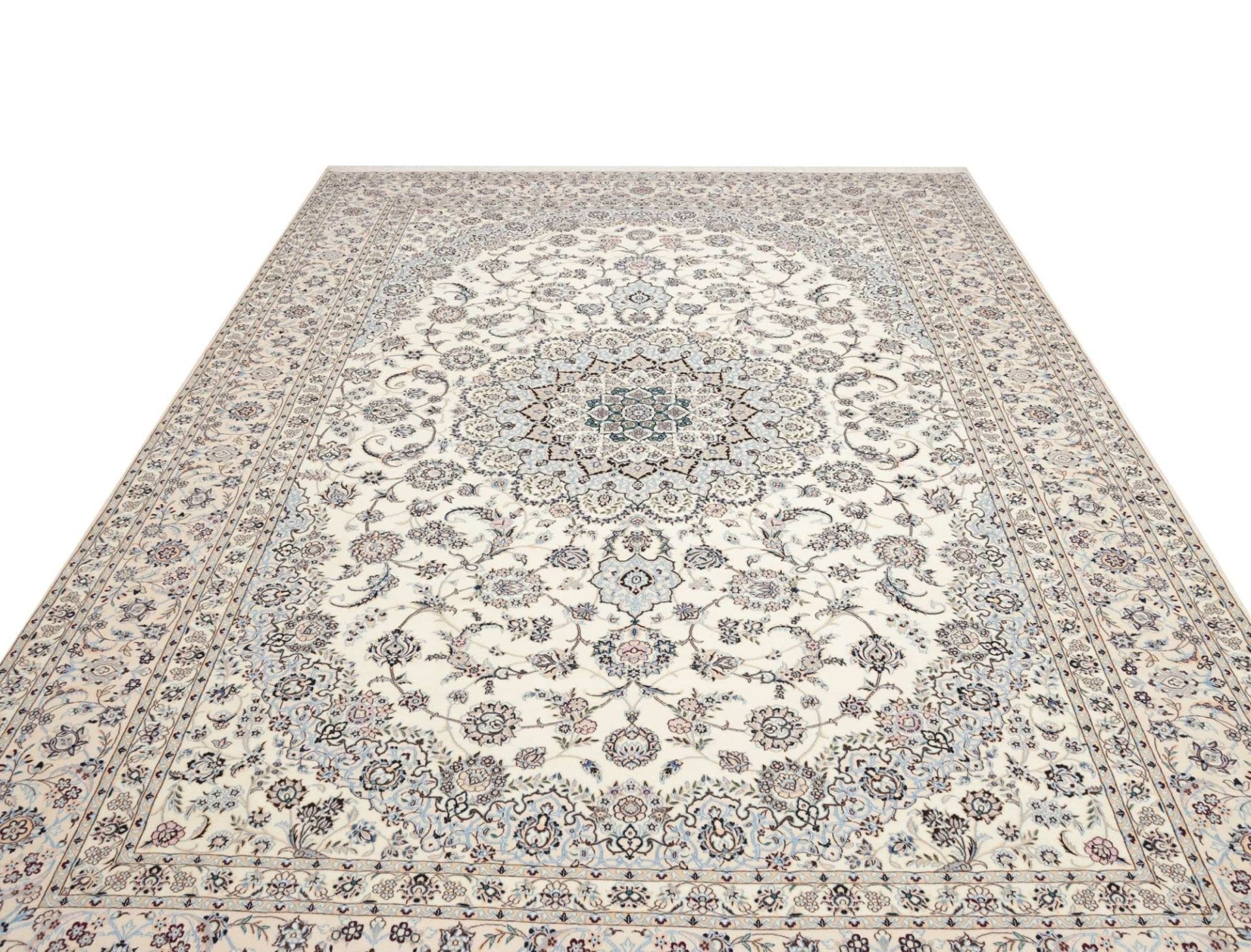 Handgeknüpfter Nain Perserteppich 255 × 356 cm