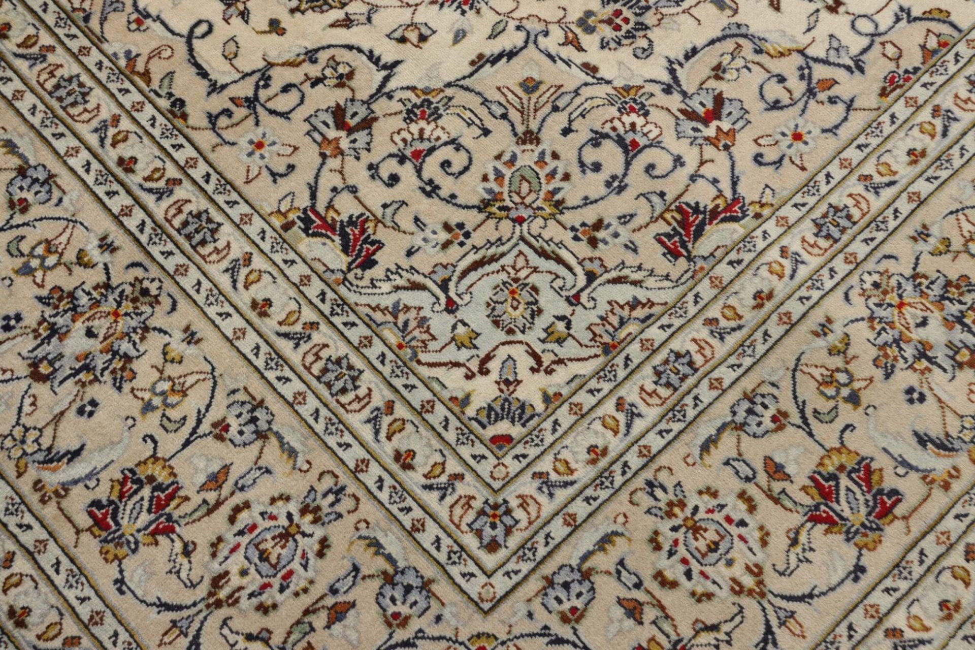 Handgeknüpfter Kashan Perserteppich, 241 × 342 cm, Wolle