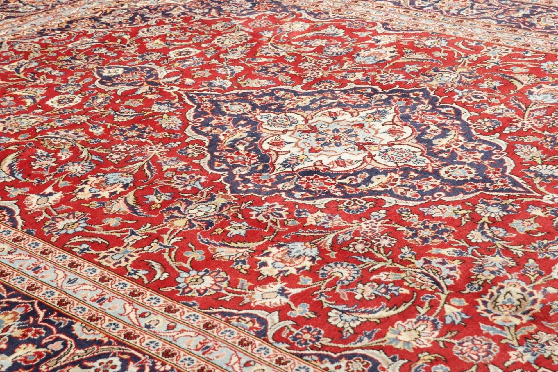 Kashan Perserteppich aus Iran, 250 × 350 cm