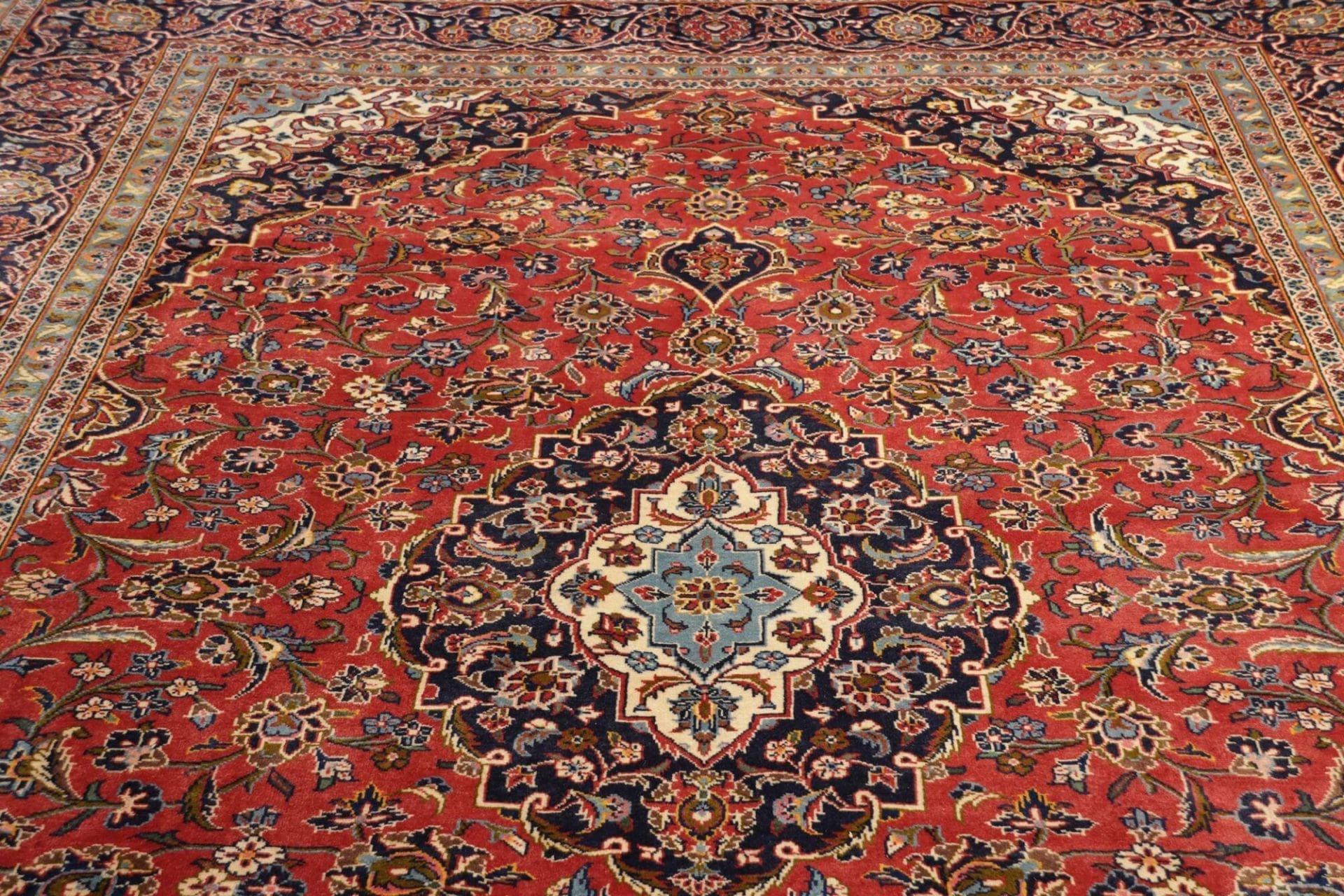 Kashan Perserteppich aus Iran, 256 × 368 cm