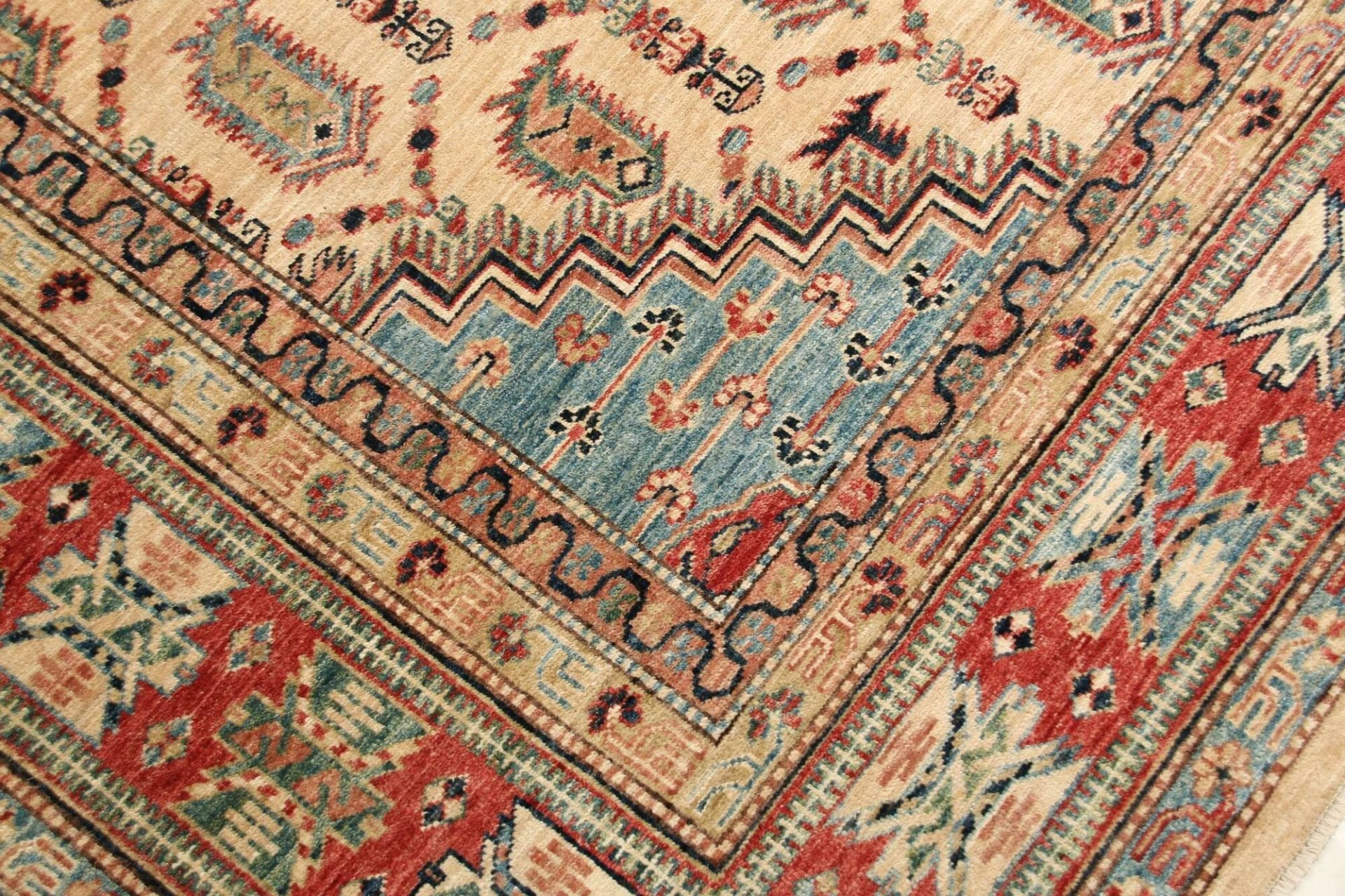 kazak-teppich-209-x-299-cm-geometrische-muster-handgeknupft-4 Handgeknüpfter Kazak Orientteppich 209 × 299 cm