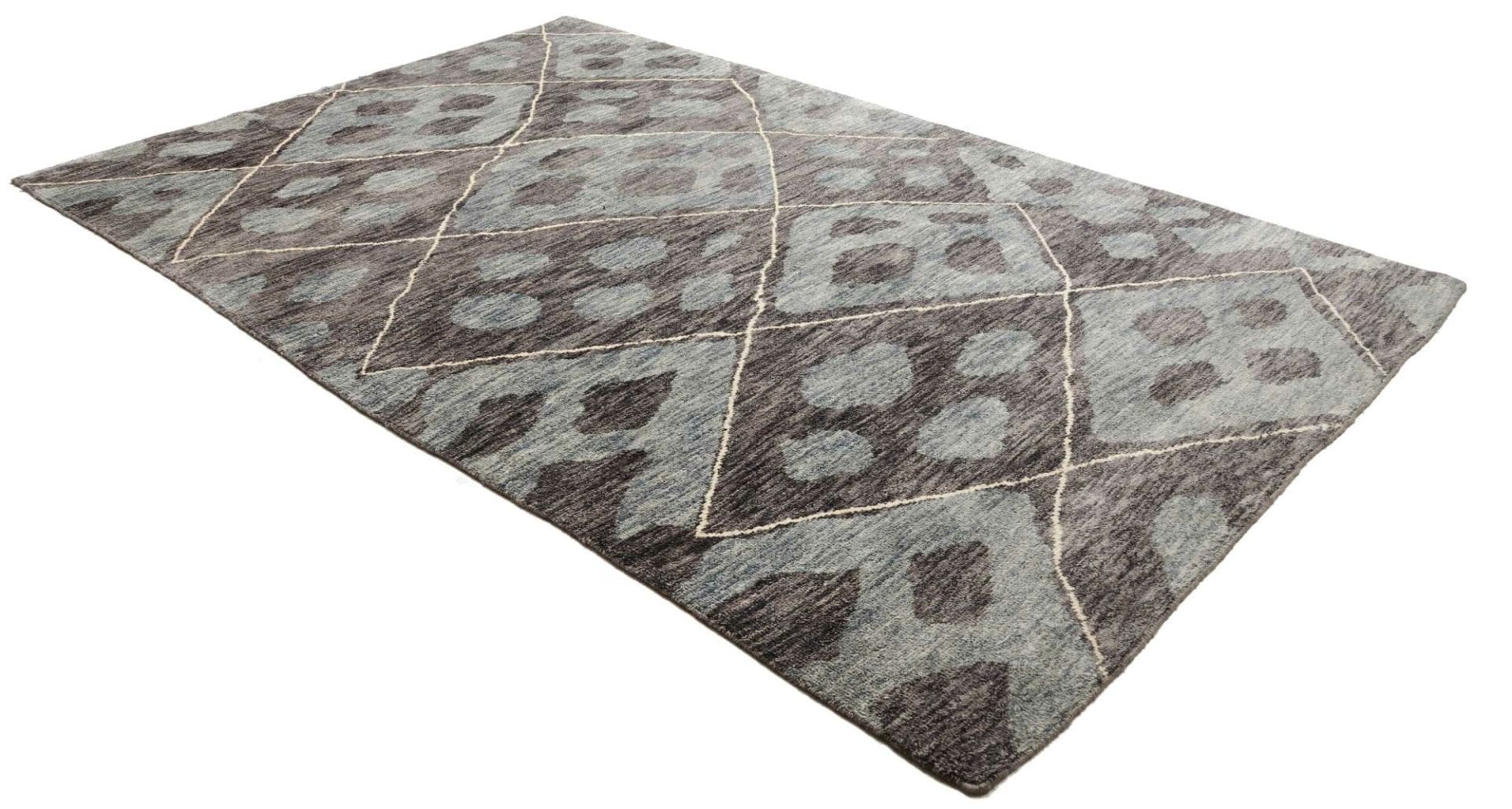 Orientteppich aus Pakistan, 204 × 309 cm