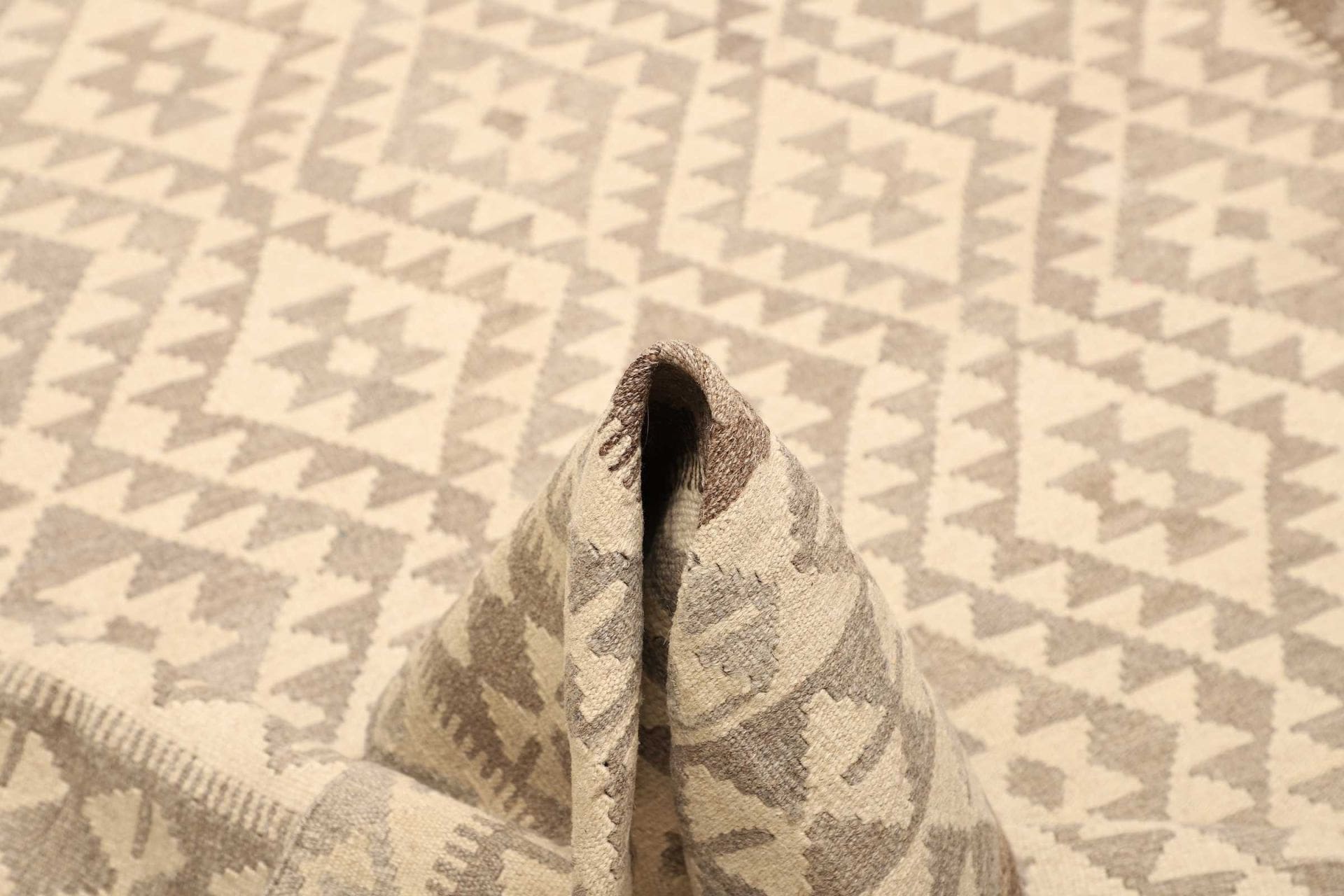 Handgewebter Kelim 209 × 302 cm