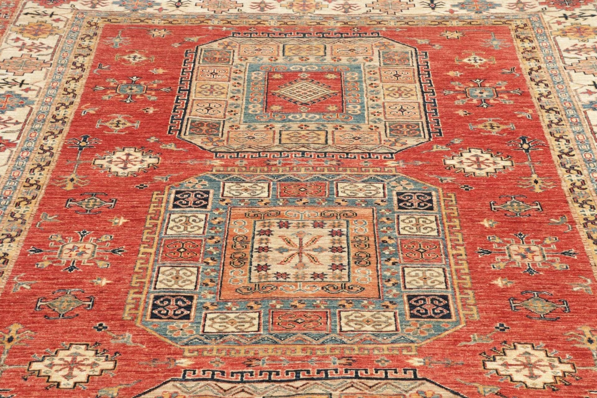 Kazak Orientteppich 203 × 300 cm aus Wolle, handgeknüpft
