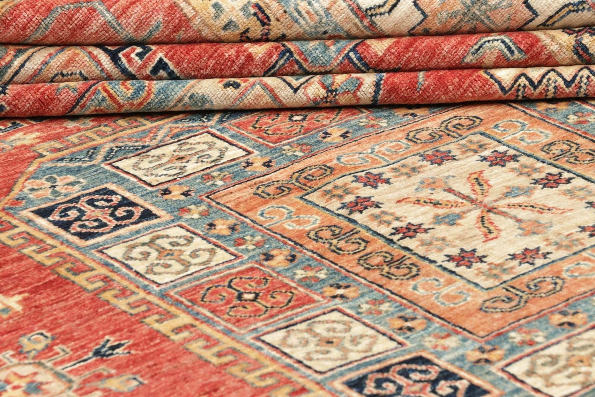 Kazak Orientteppich 203 × 300 cm aus Wolle, handgeknüpft