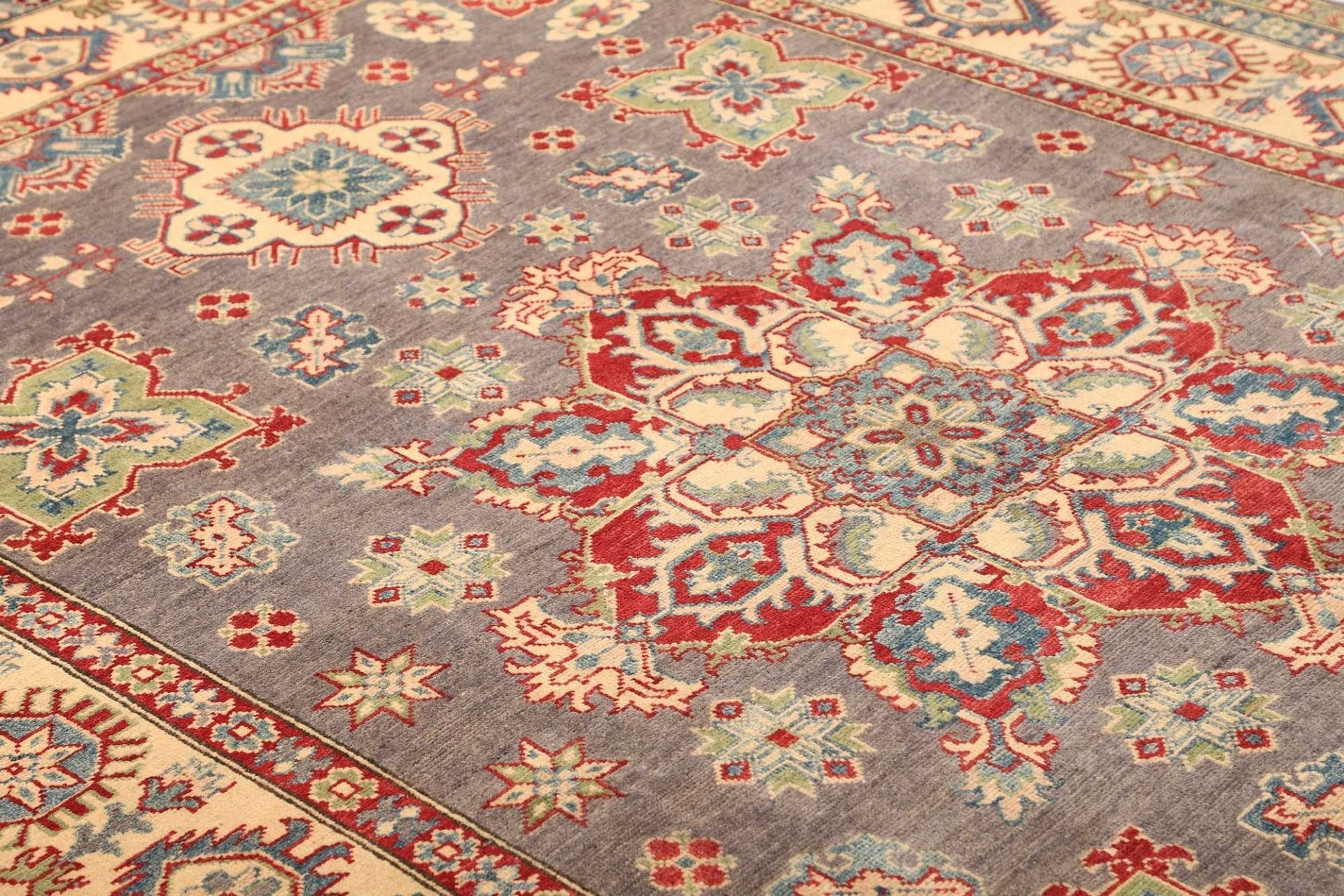 Kazak Orientteppich aus Afghanistan, 203 × 305 cm