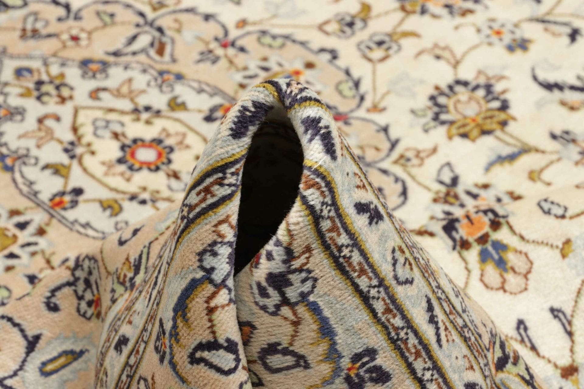 Handgeknüpfter Kashan Perserteppich 193 × 298 cm