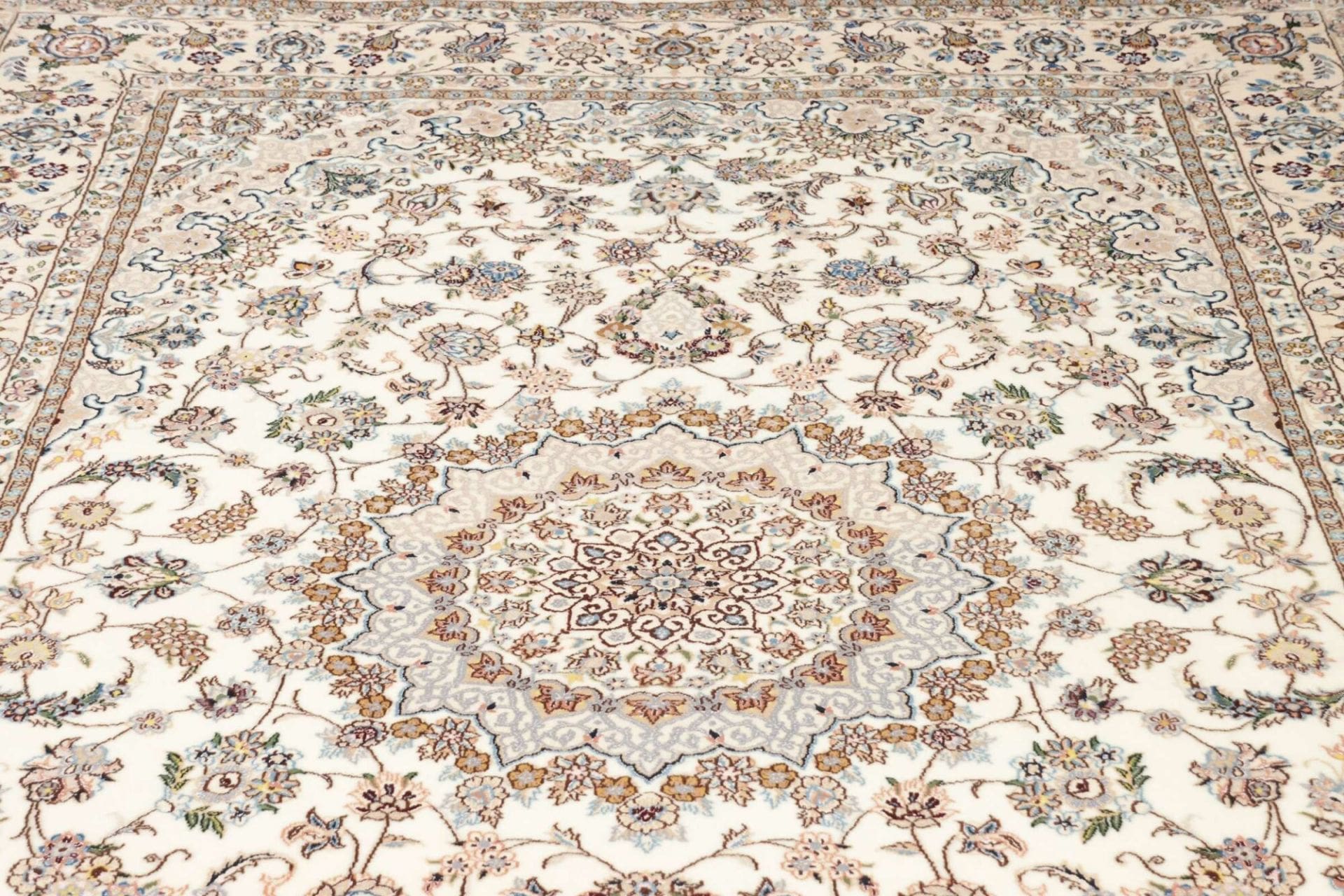 nain-teppich-203-x-307-cm-florale-muster-handgeknupft-perserteppich-8 Nain Perserteppich 203 × 307 cm aus Wolle, handgeknüpft