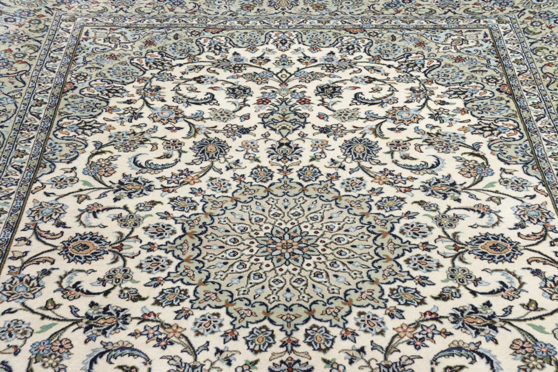 Handgeknüpfter Kashan Perserteppich 199 × 297 cm