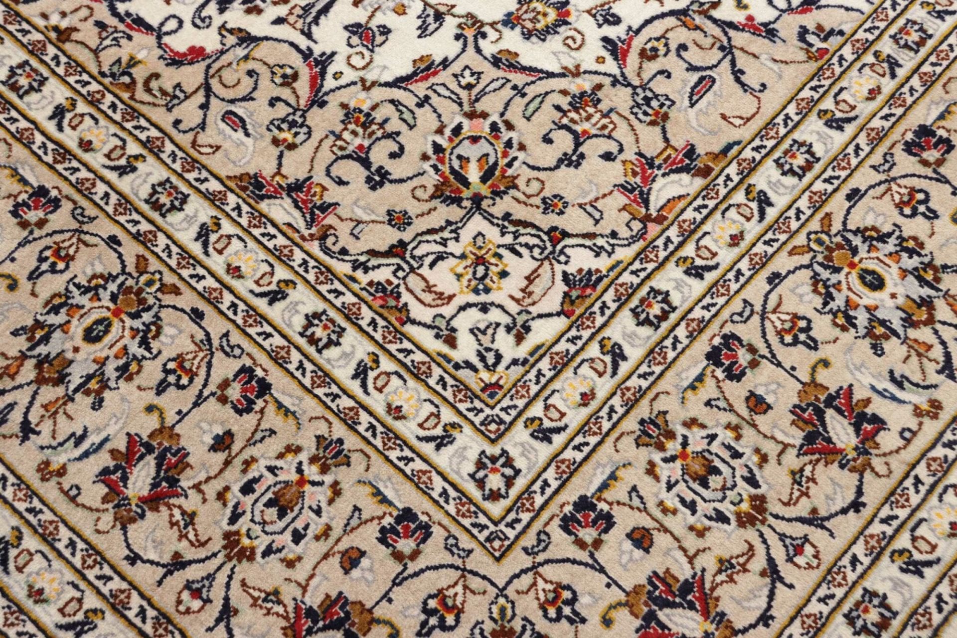 Handgeknüpfter Kashan Perserteppich 203 × 305 cm