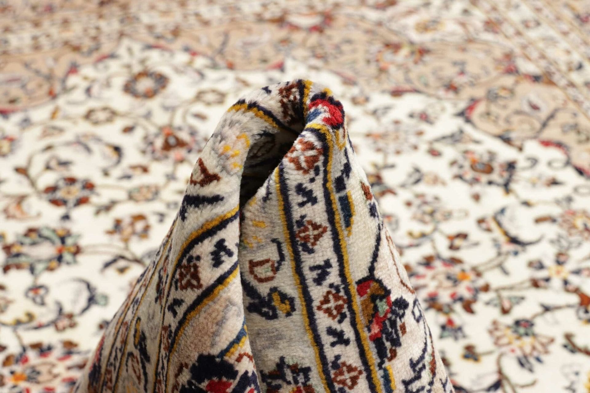Handgeknüpfter Kashan Perserteppich 203 × 305 cm